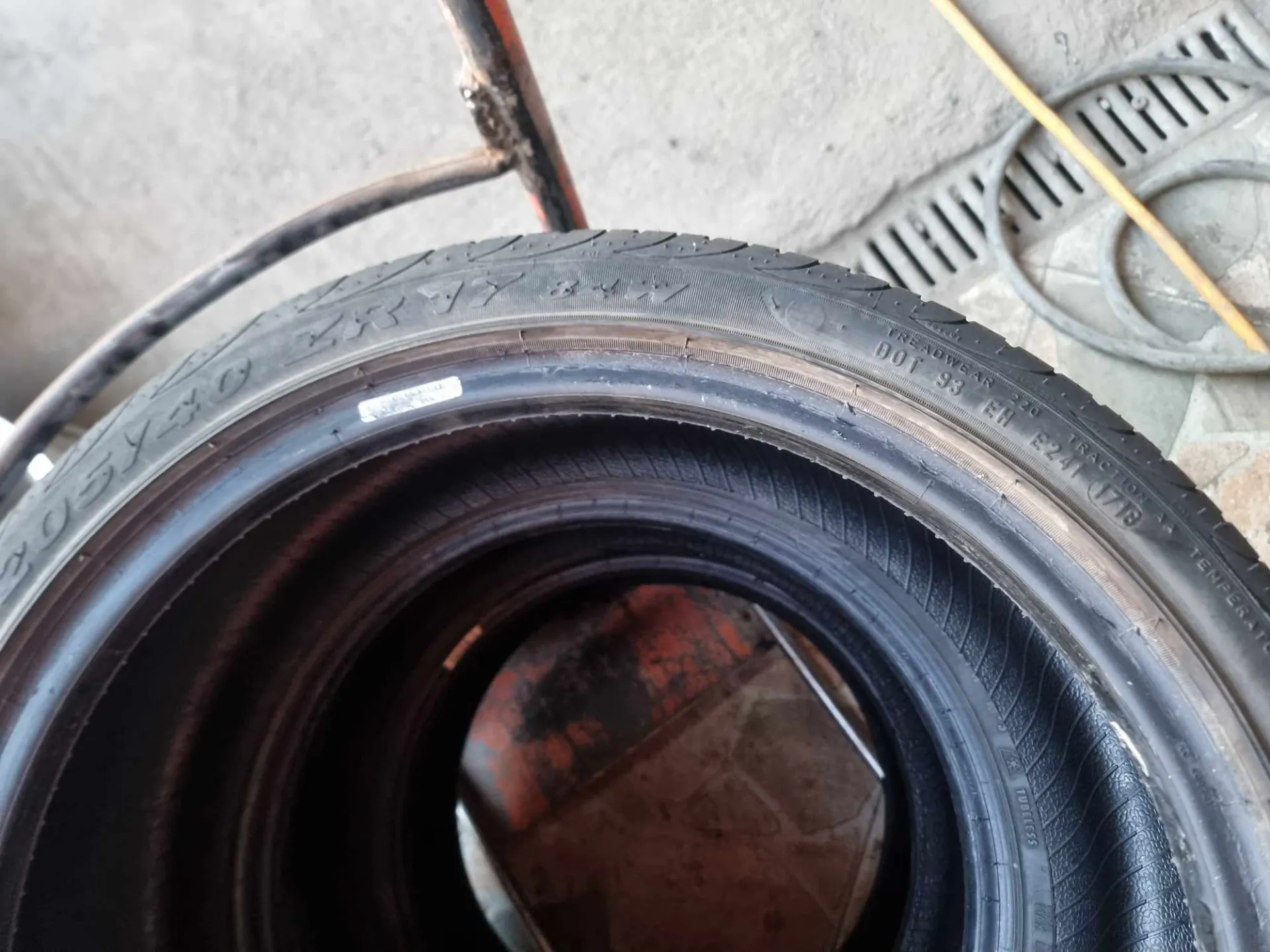 4бр летни гуми 205/40/17 PIRELLI L01043 6