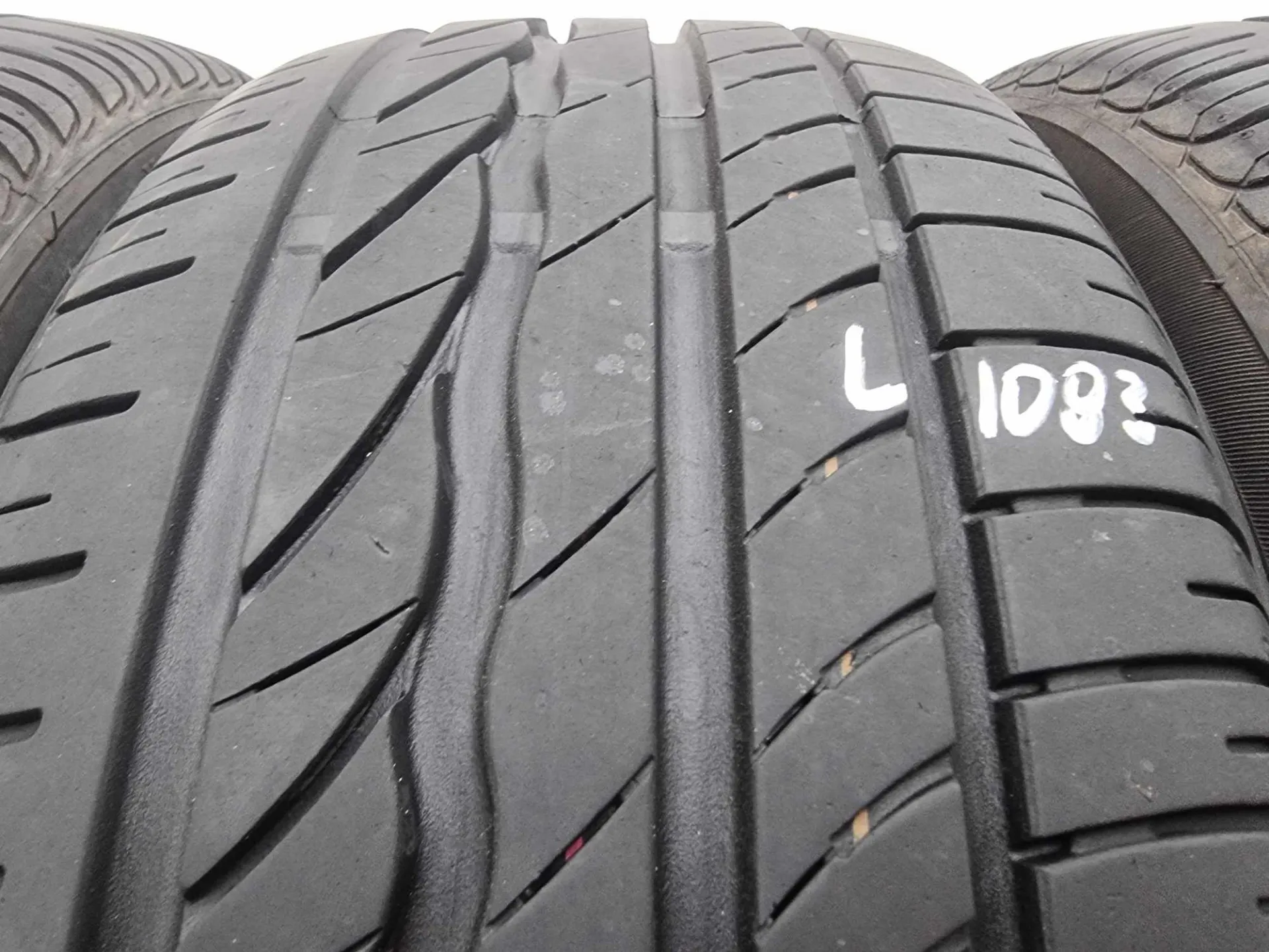 4бр летни гуми 215/45/16 BRIDGESTONE L01083 2