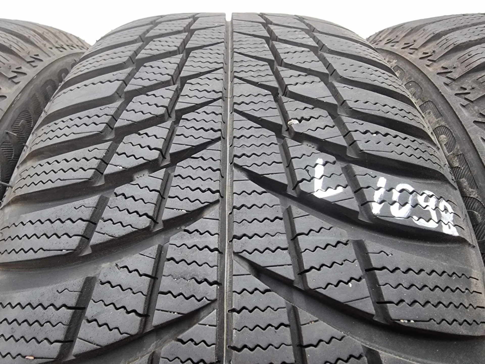 4бр зимни гуми 205/55/16 BRIDGESTONE L01098 3