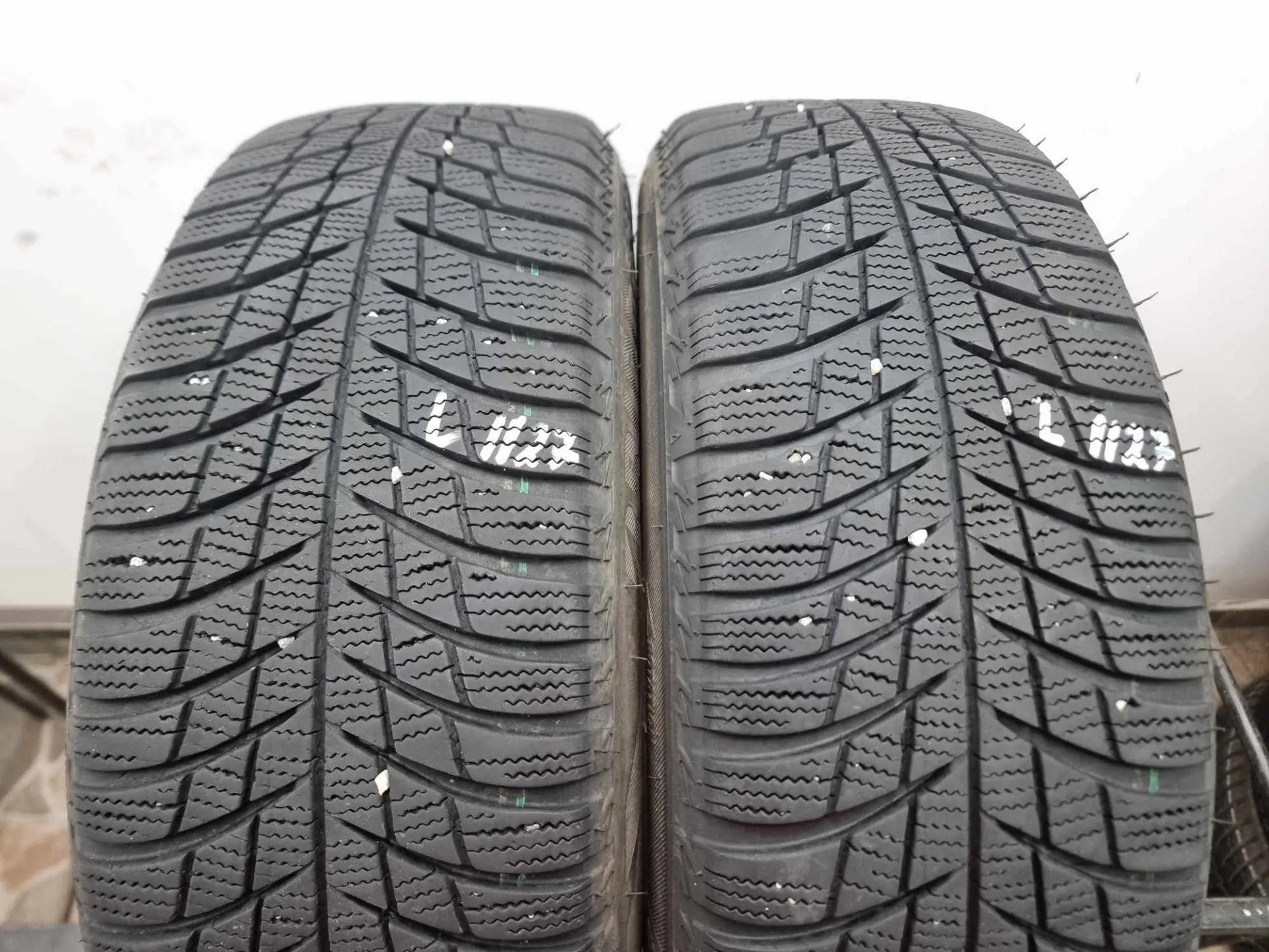 2бр зимни гуми 185/60/15 BRIDGESTONE L01127 3