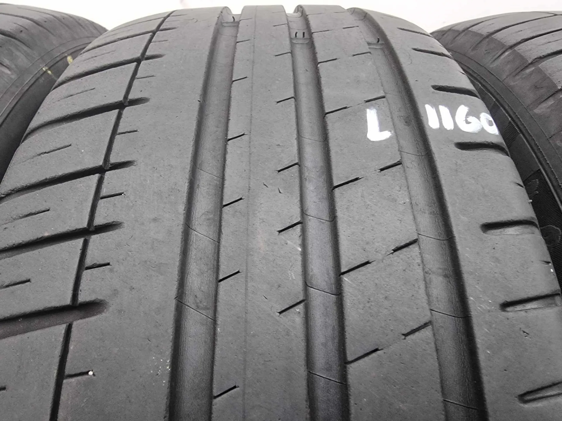 4бр летни гуми 215/45/18 MICHELIN L01160 3