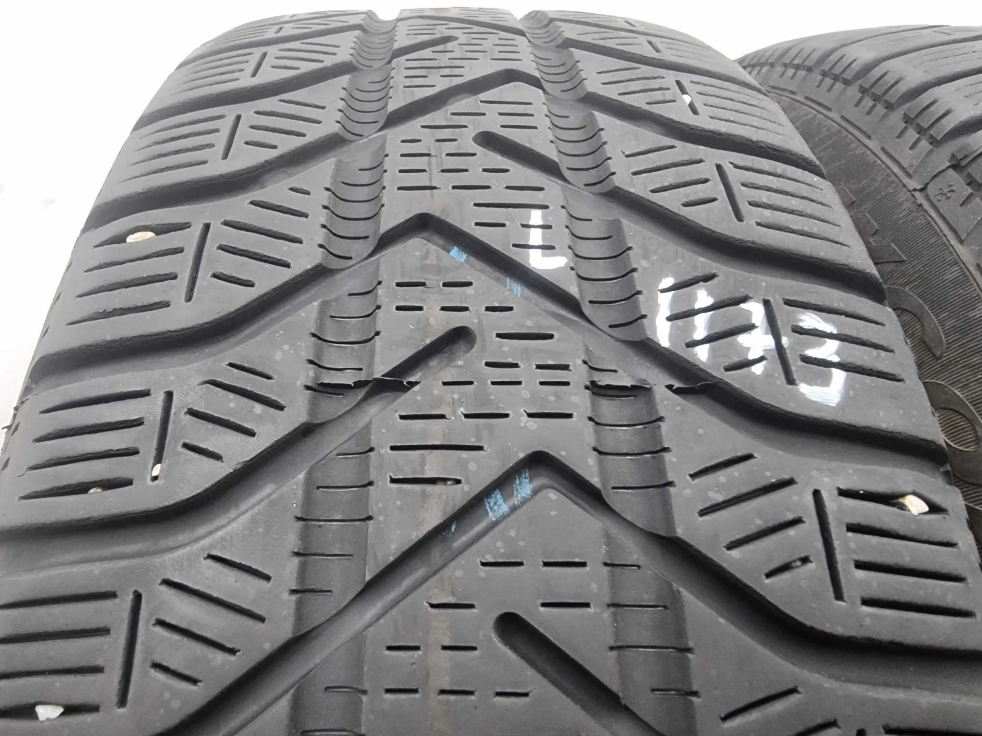 2бр зимни гуми 195/55/16 PIRELLI L01173 1