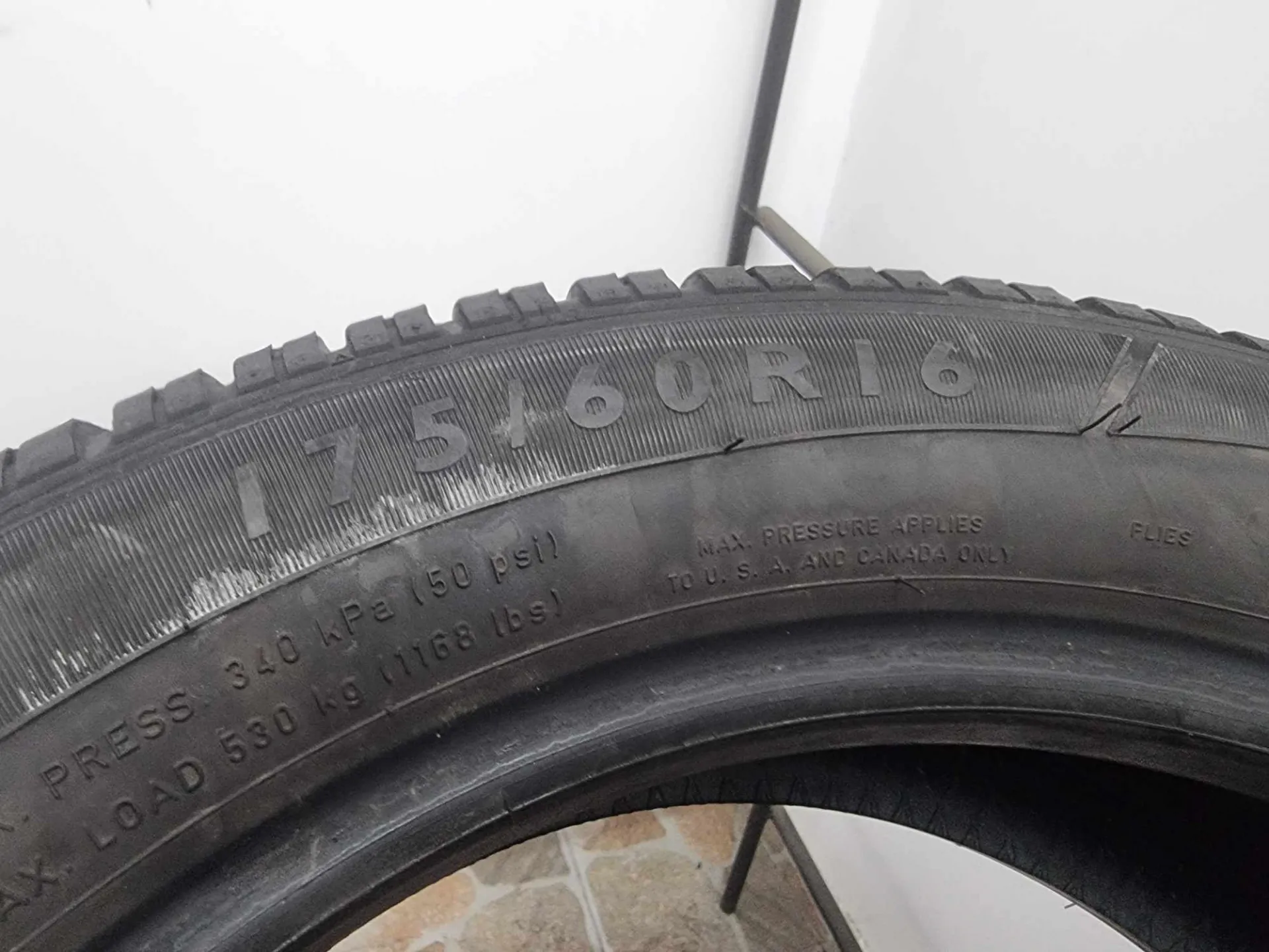 2бр зимни гуми 175/60/16 DUNLOP L01199 4