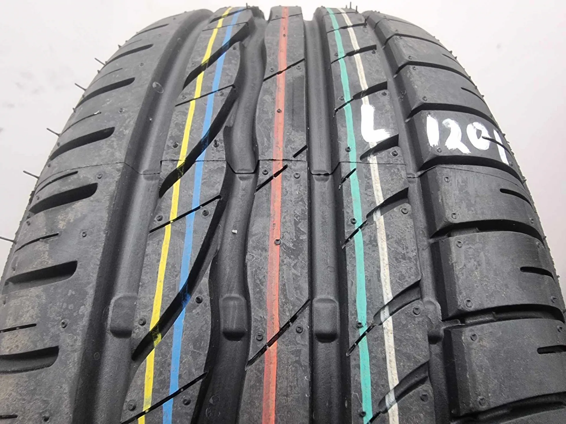 1бр лятна гума 195/55/15 BRIDGESTONE L01201 1