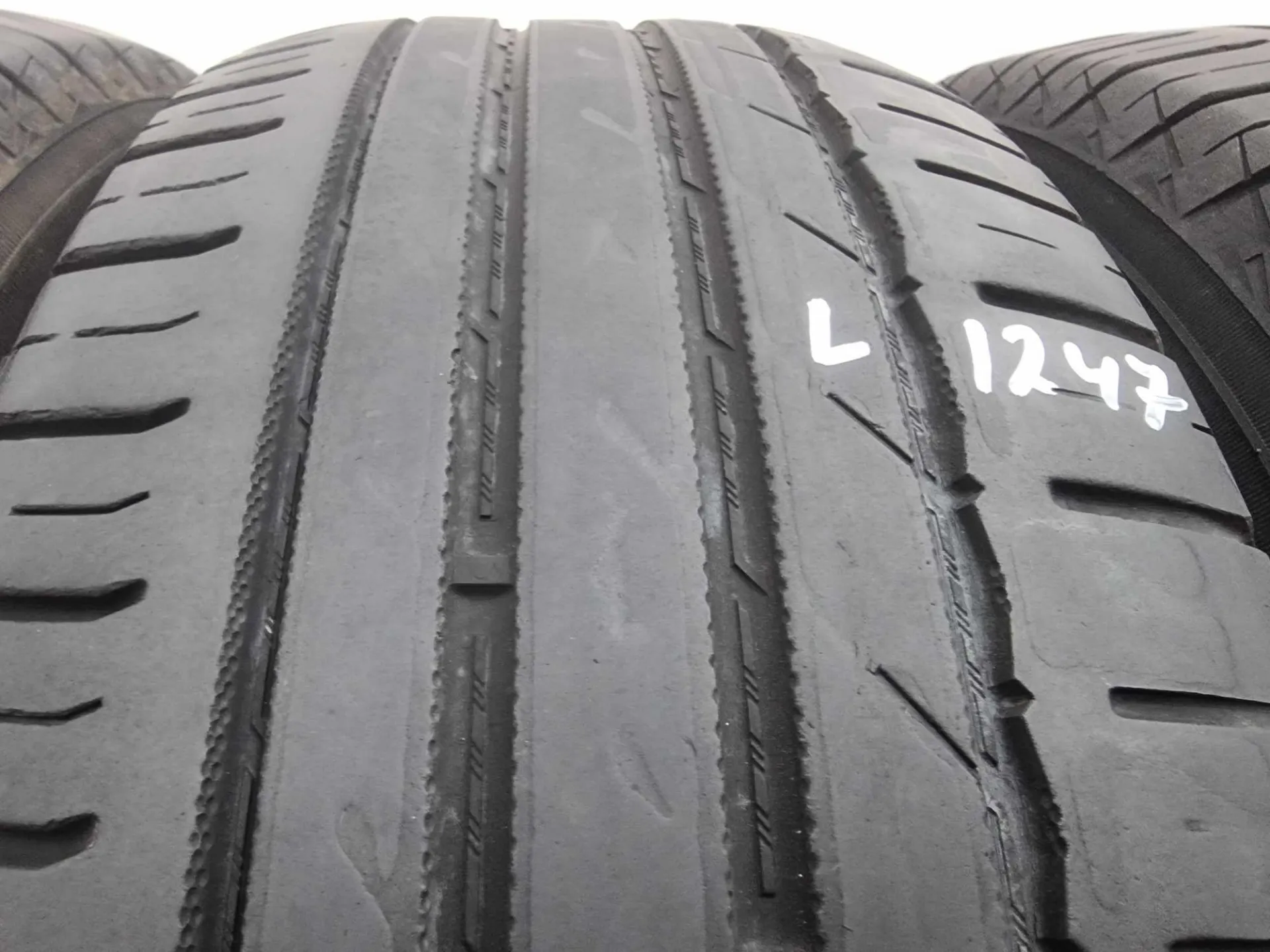 4бр летни гуми 225/65/17 NOKIAN L01247 2