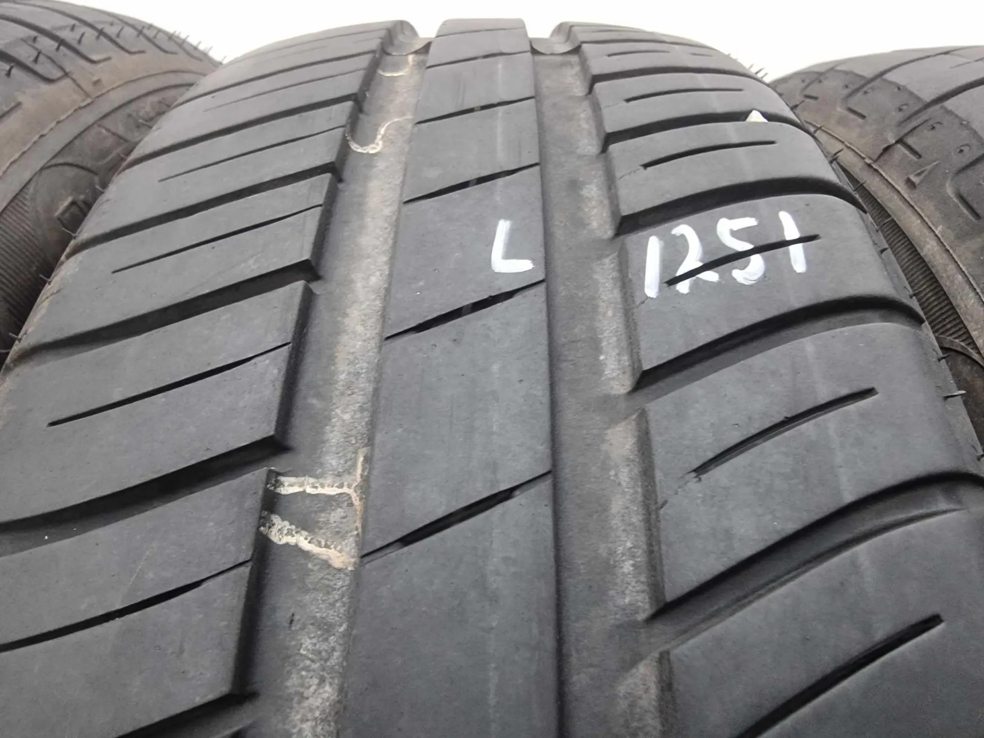 4бр летни гуми 175/60/15 DUNLOP L01251 2