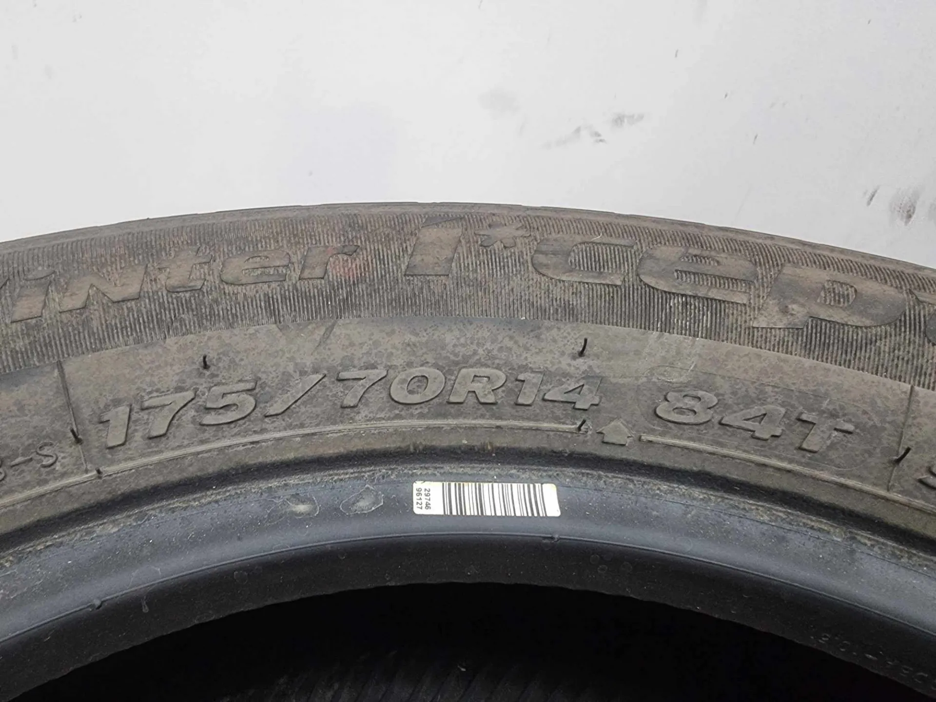 2бр зимни гуми 175/70/14 HANKOOK l1262 4