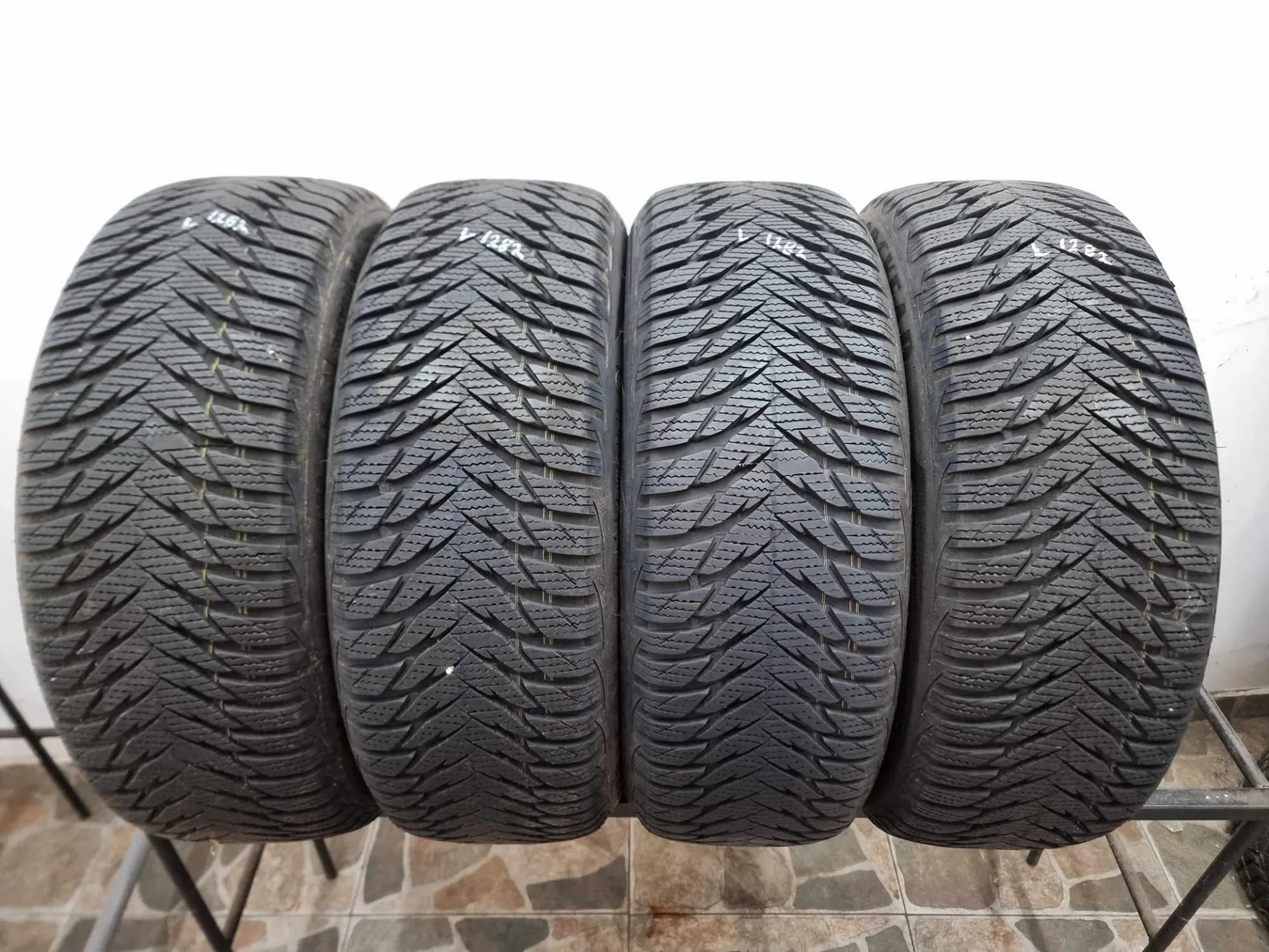 4бр зимни гуми 195/55/16 GOODYEAR L01282 5