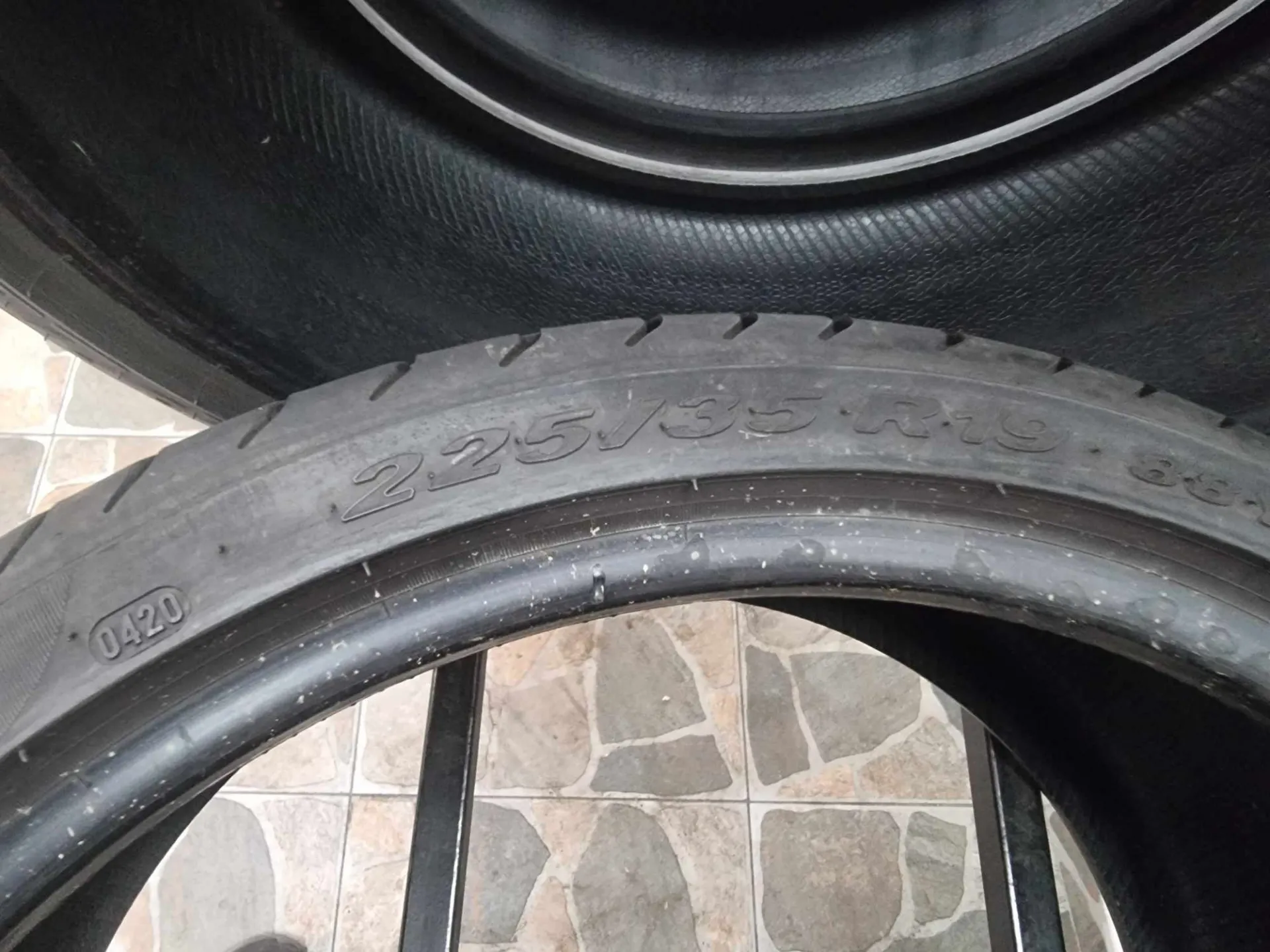 4бр летни гуми 225/35/19 PIRELLI L01307 6