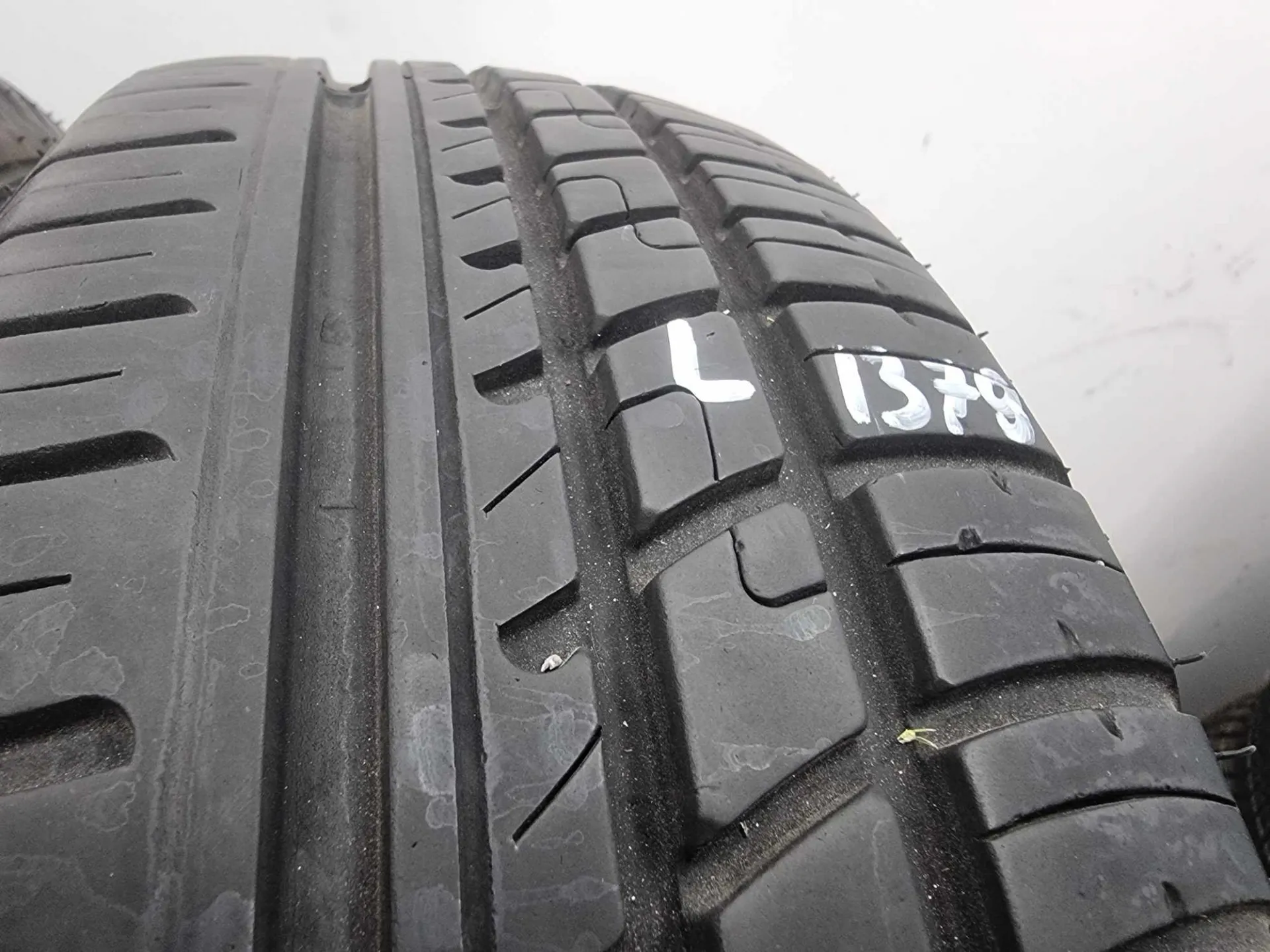 4бр летни гуми 165/65/15 DUNLOP L01378 4