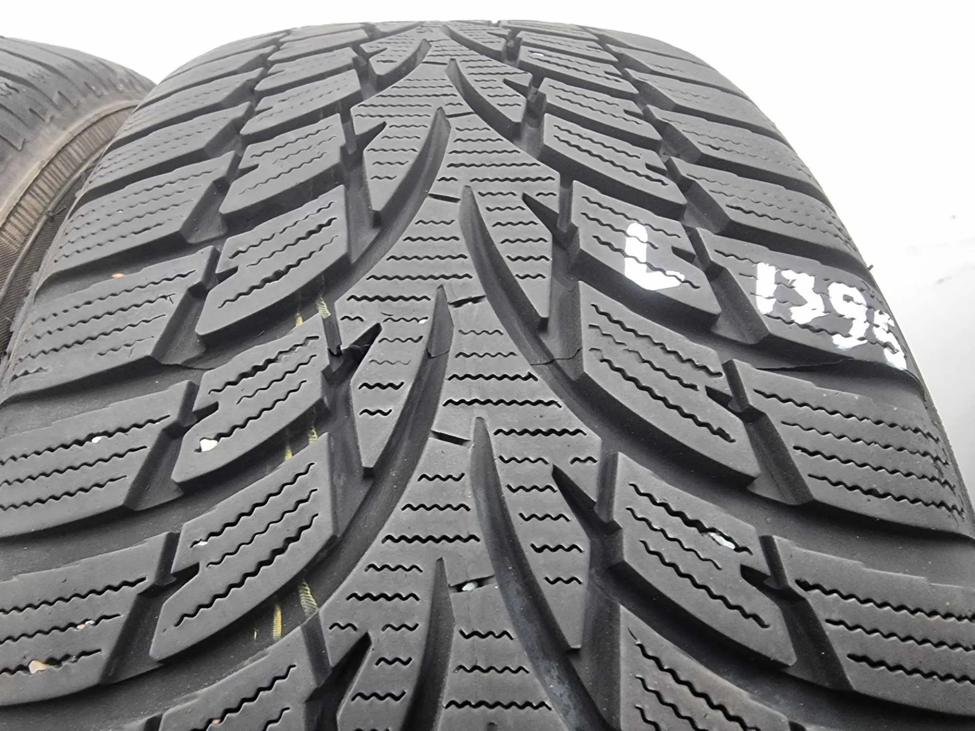 2бр зимни гуми 205/55/16 NOKIAN L01395 2