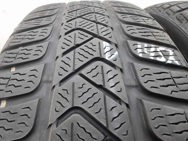 2бр зимни гуми 215/55/17 PIRELLI L01452 1