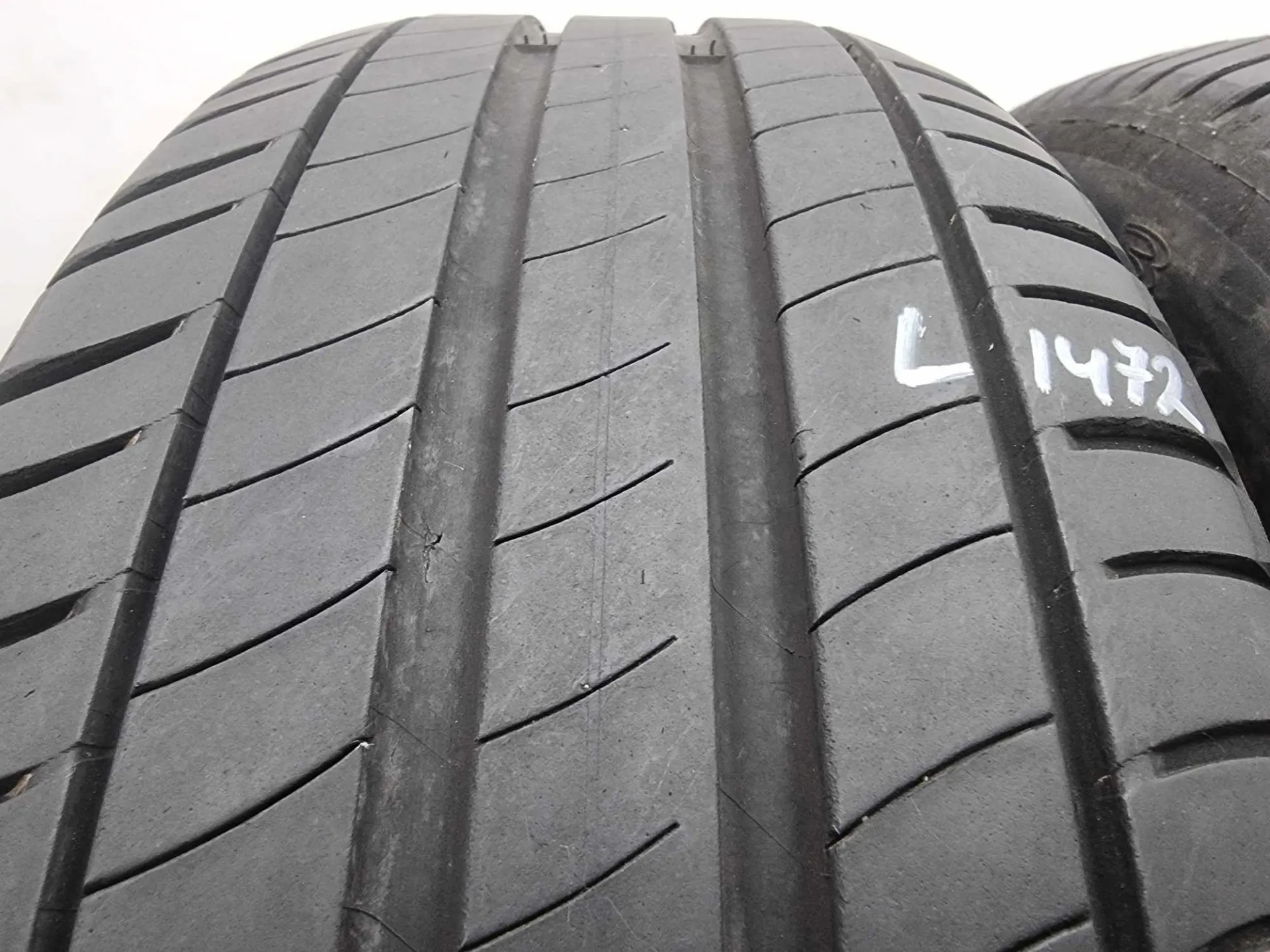 2бр летни гуми 215/60/17 MICHELIN L01472  1