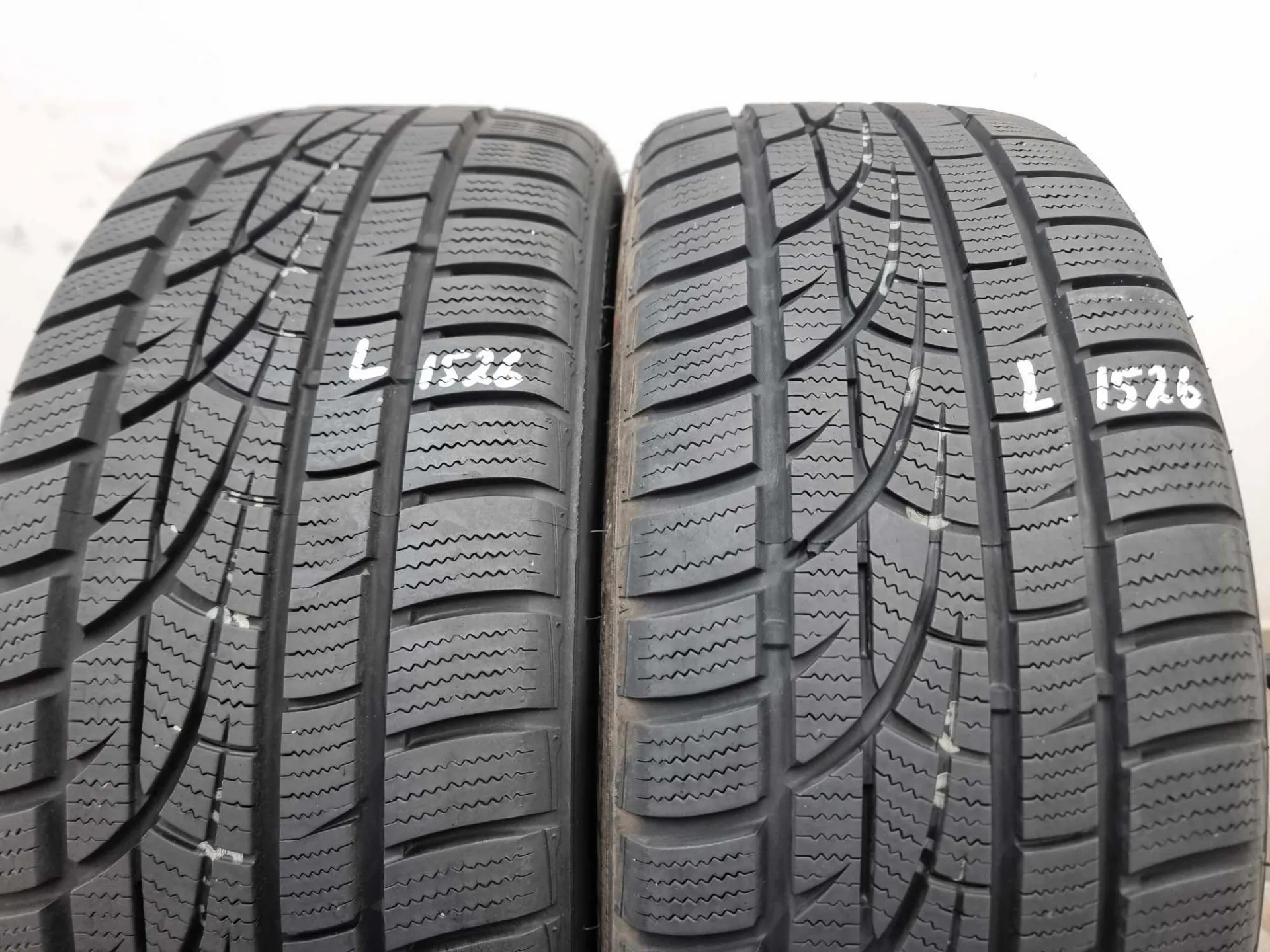 2бр зимни гуми 205/45/17 HANKOOK L01526  3