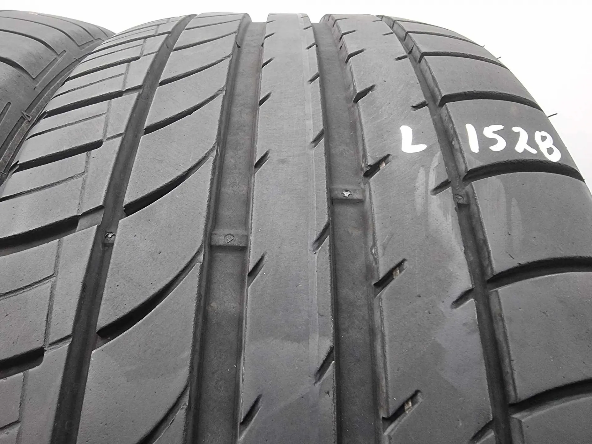 4бр летни гуми 275/40/22 DUNLOP L01528 4