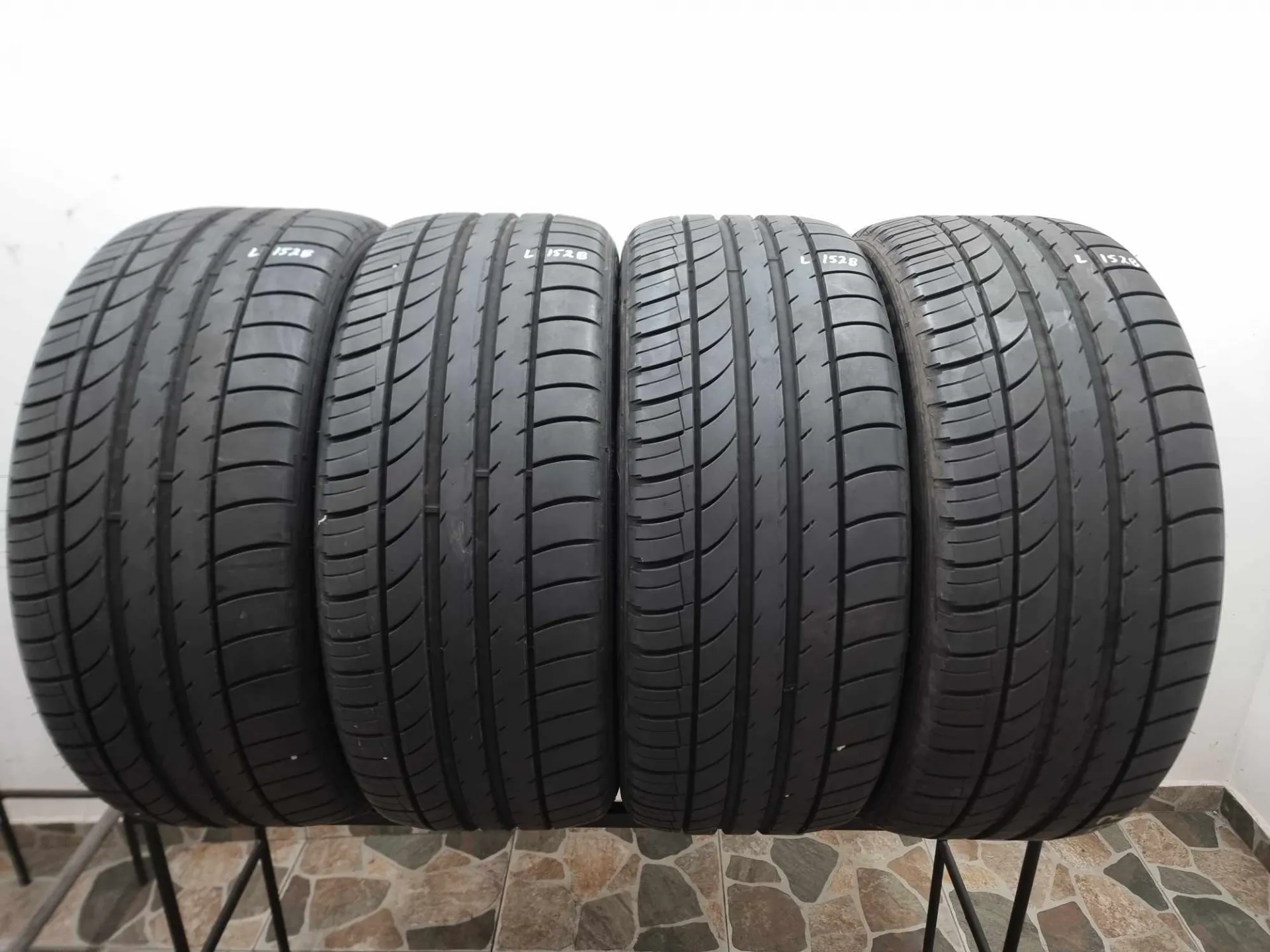 4бр летни гуми 275/40/22 DUNLOP L01528 5