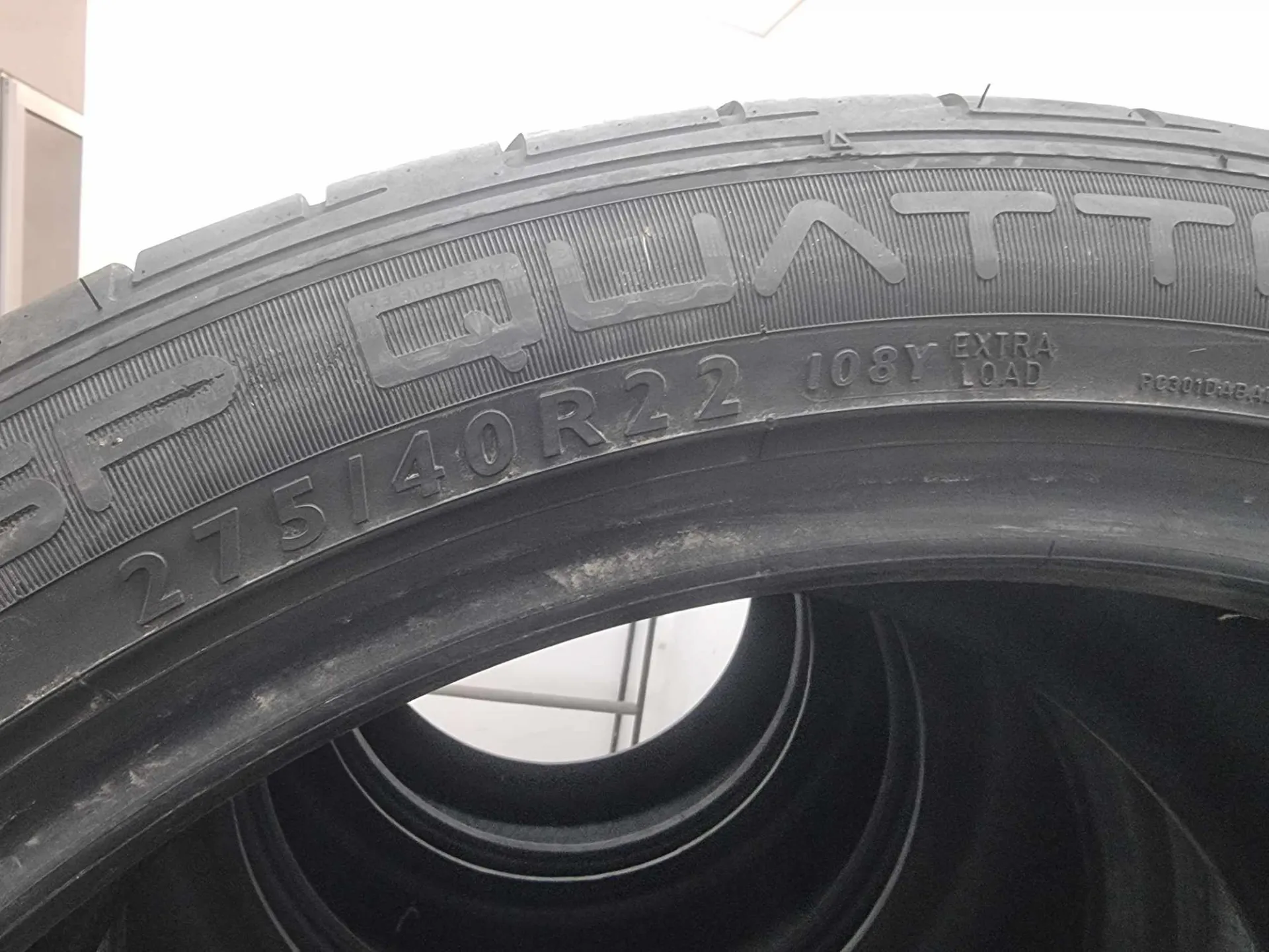 4бр летни гуми 275/40/22 DUNLOP L01528 7