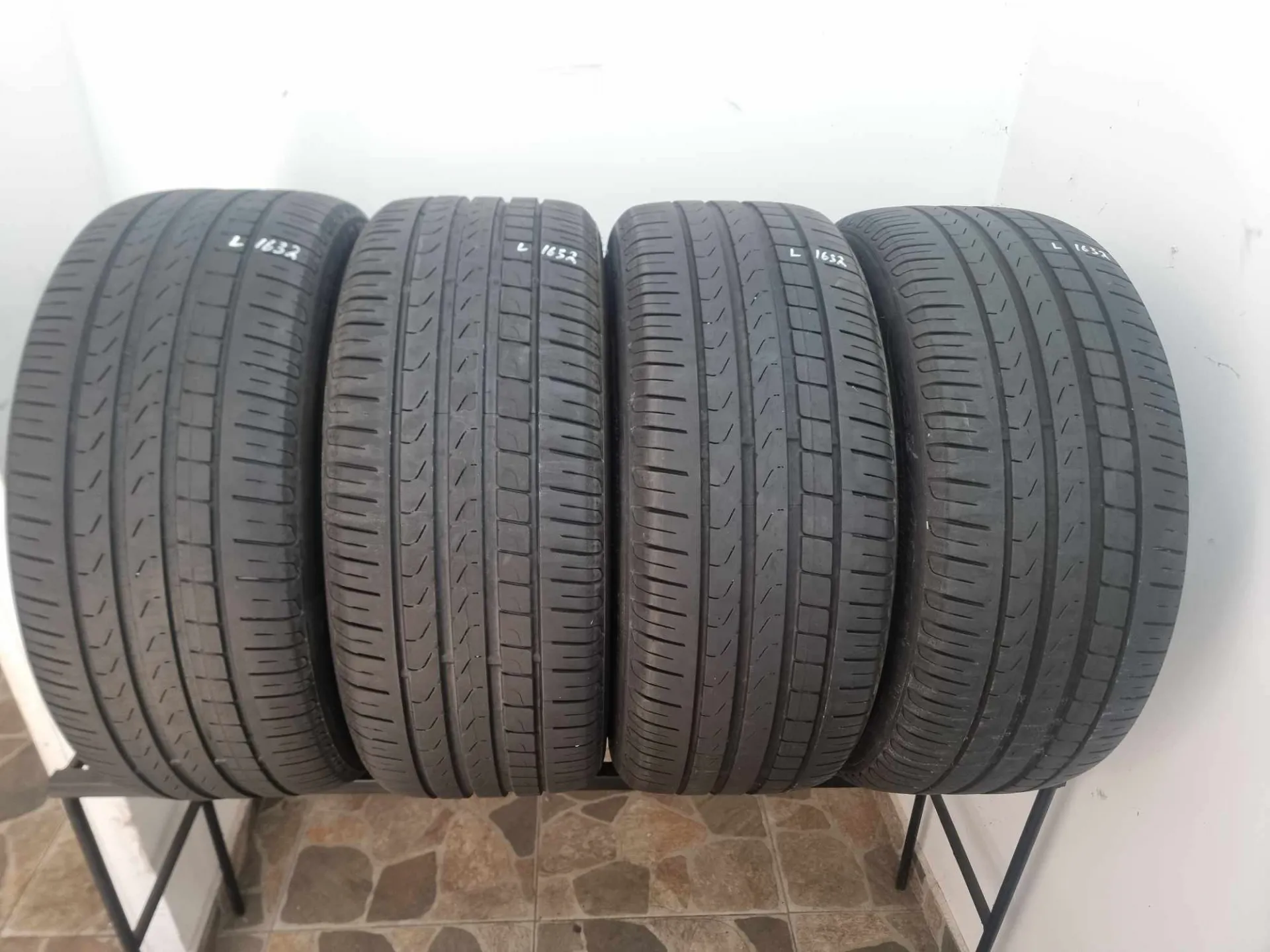 4бр летни гуми 235/40/19 PIRELLI L01632 5