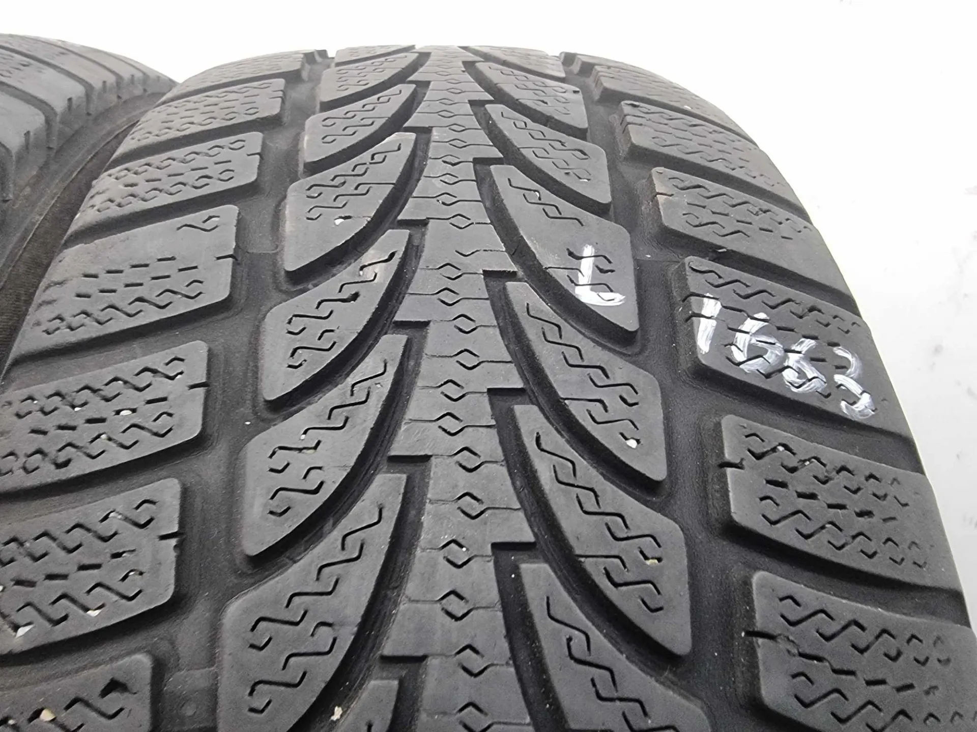 4бр зимни гуми 205/55/16 NOKIAN L01663 1