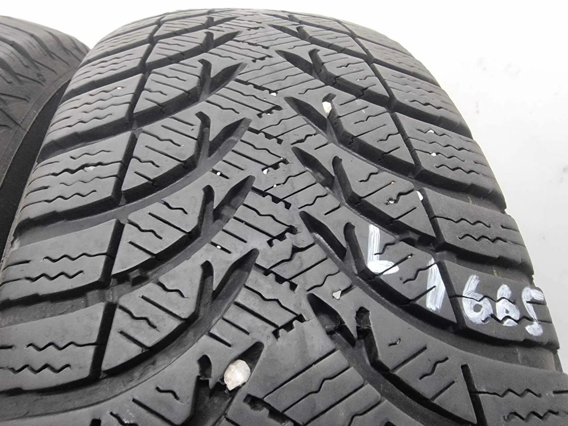 4бр зимни гуми 175/65/15 MICHELIN L01665 4