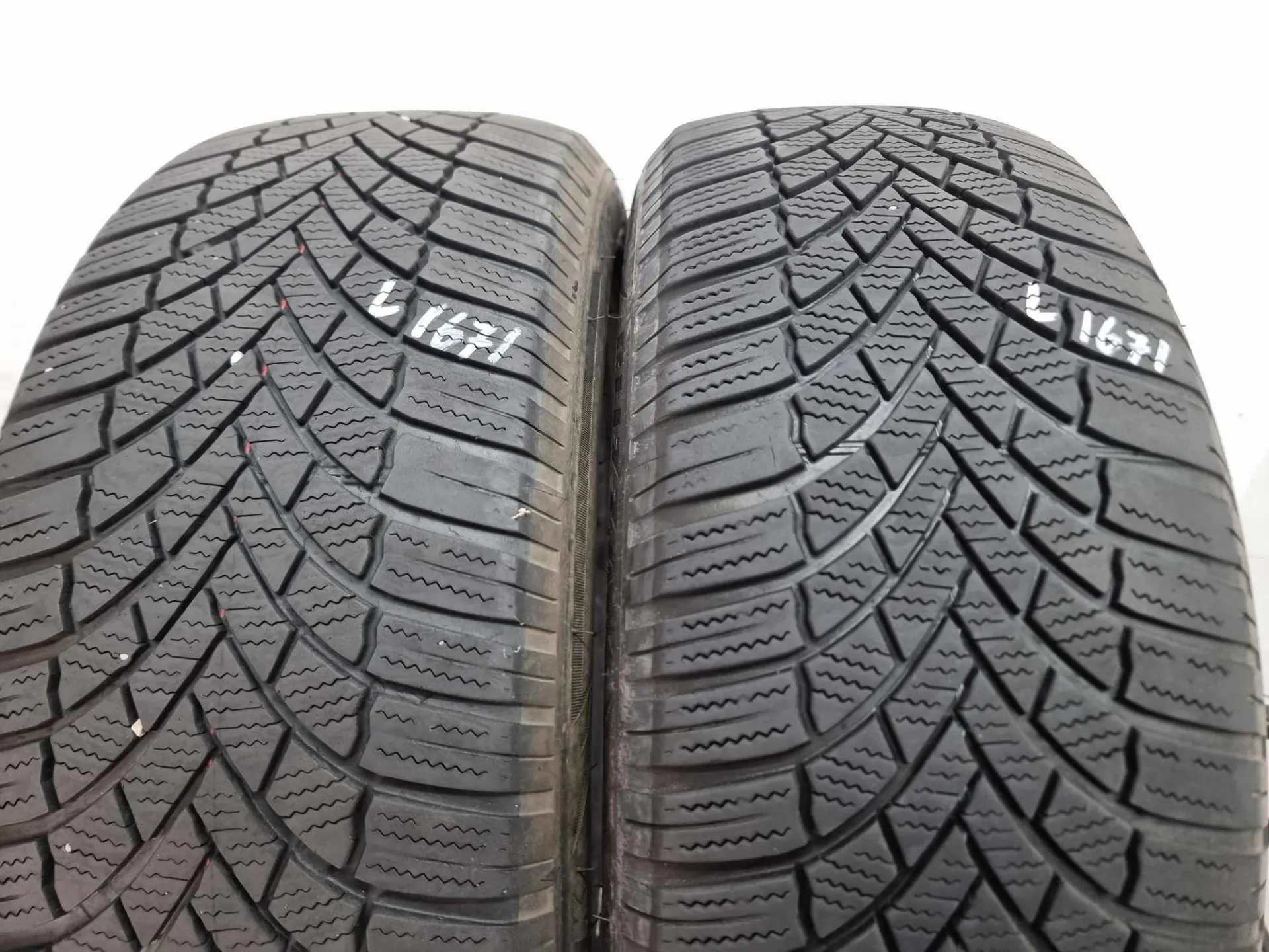 2бр зимни гуми 205/55/16 BRIDGESTONE L01671  3