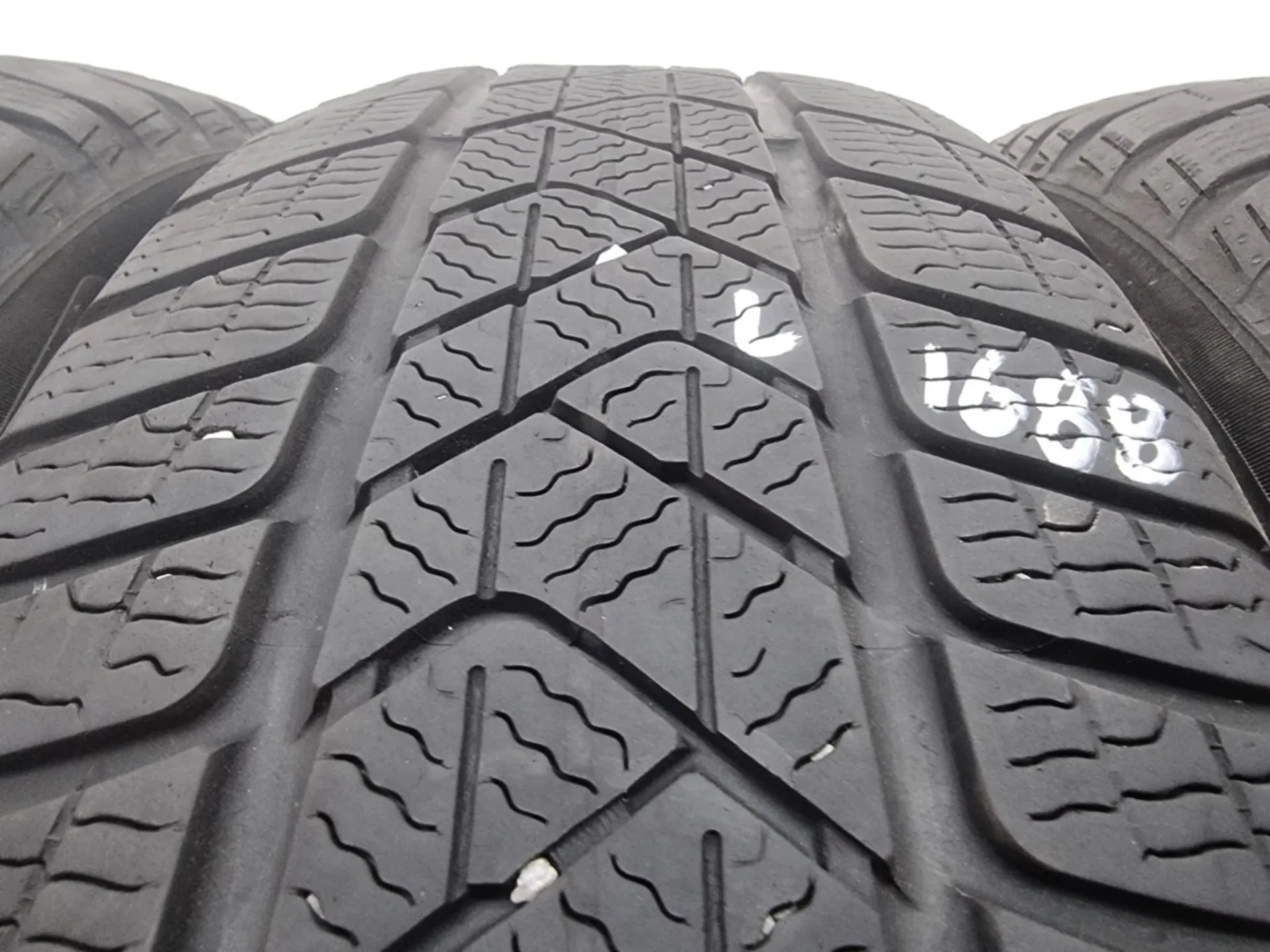 4бр зимни гуми 215/65/17 PIRELLI L01688 3