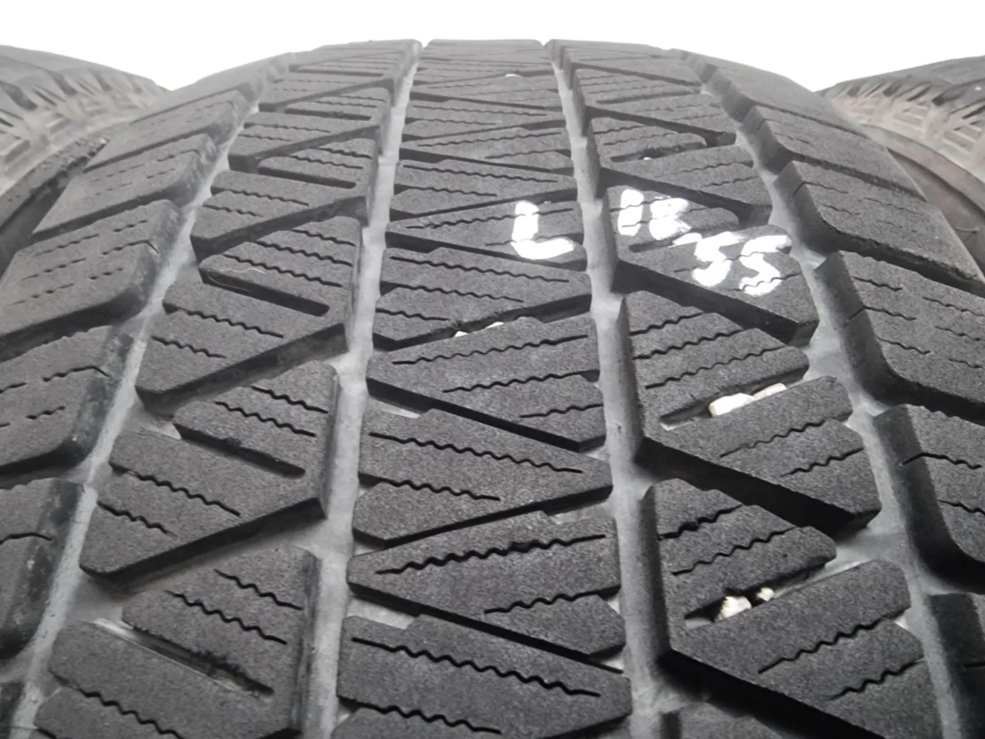 4бр зимни гуми 225/60/17 BRIDGESTONE L01855 3