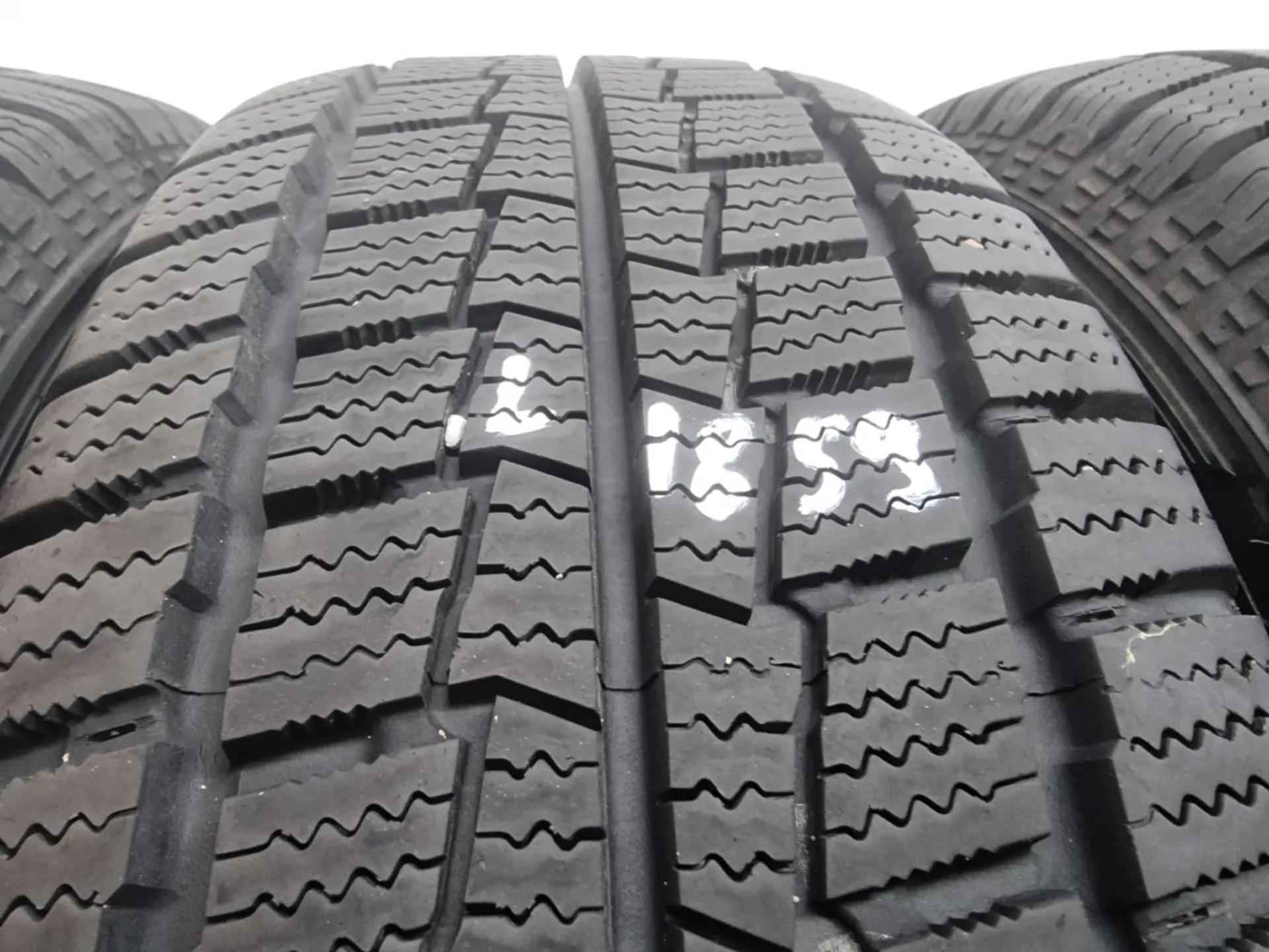 4бр зимни гуми за бус 205/60/16C HANKOOK L01859 3