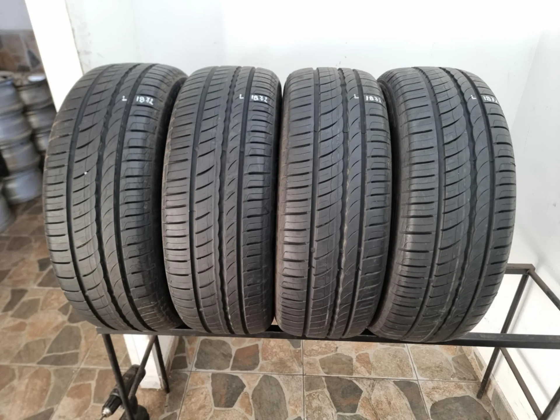 4бр летни гуми 195/55/16 PIRELLI L01872  5