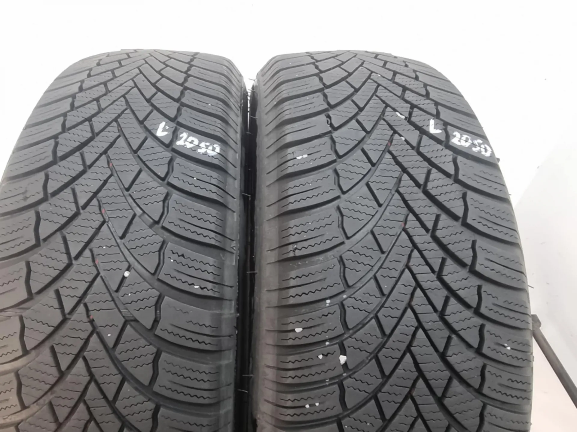 2бр зимни гуми 185/60/15 BRIDGESTONE L02050 3