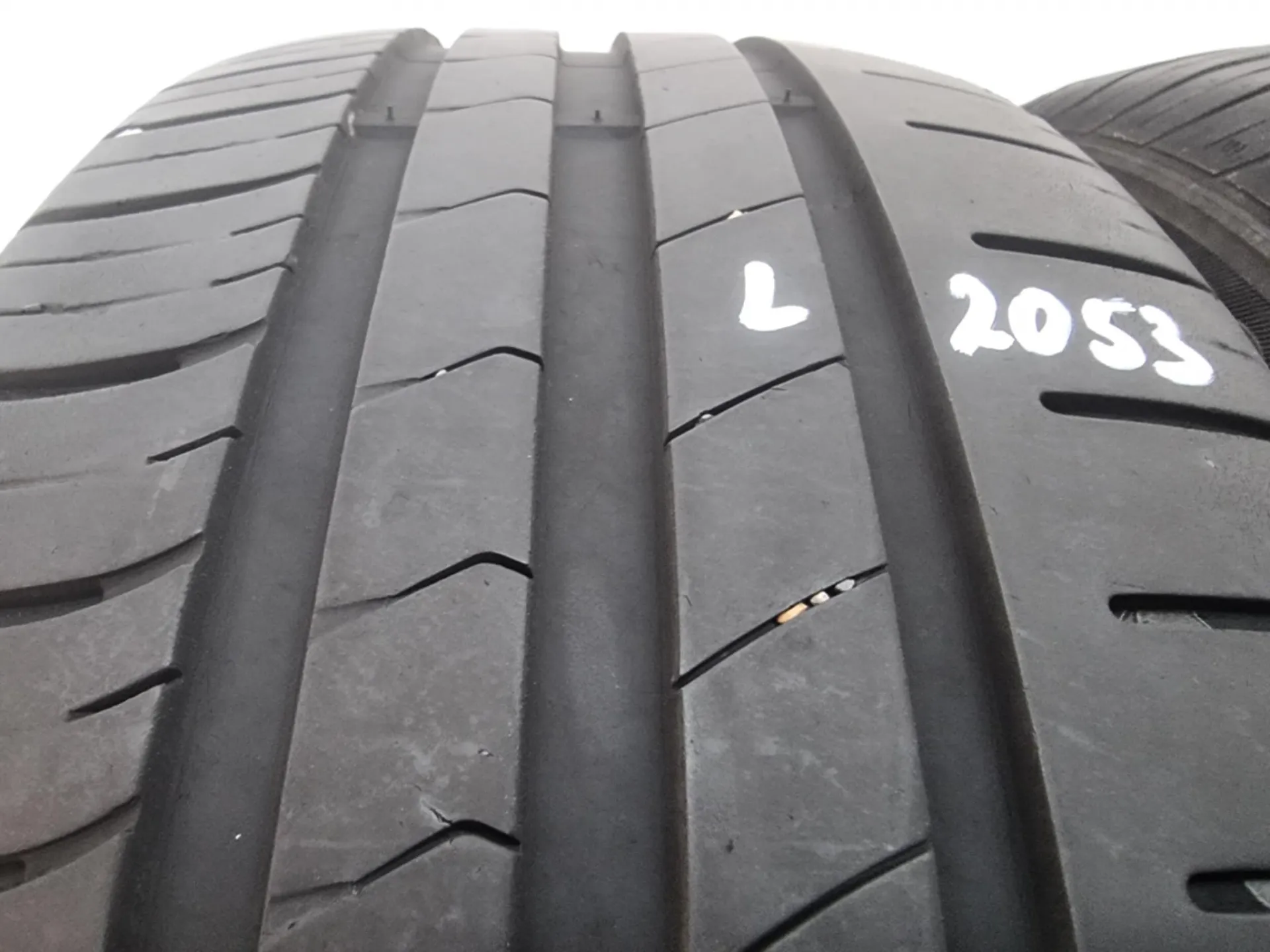 2бр летни гуми 195/55/15 HANKOOK L02053  1