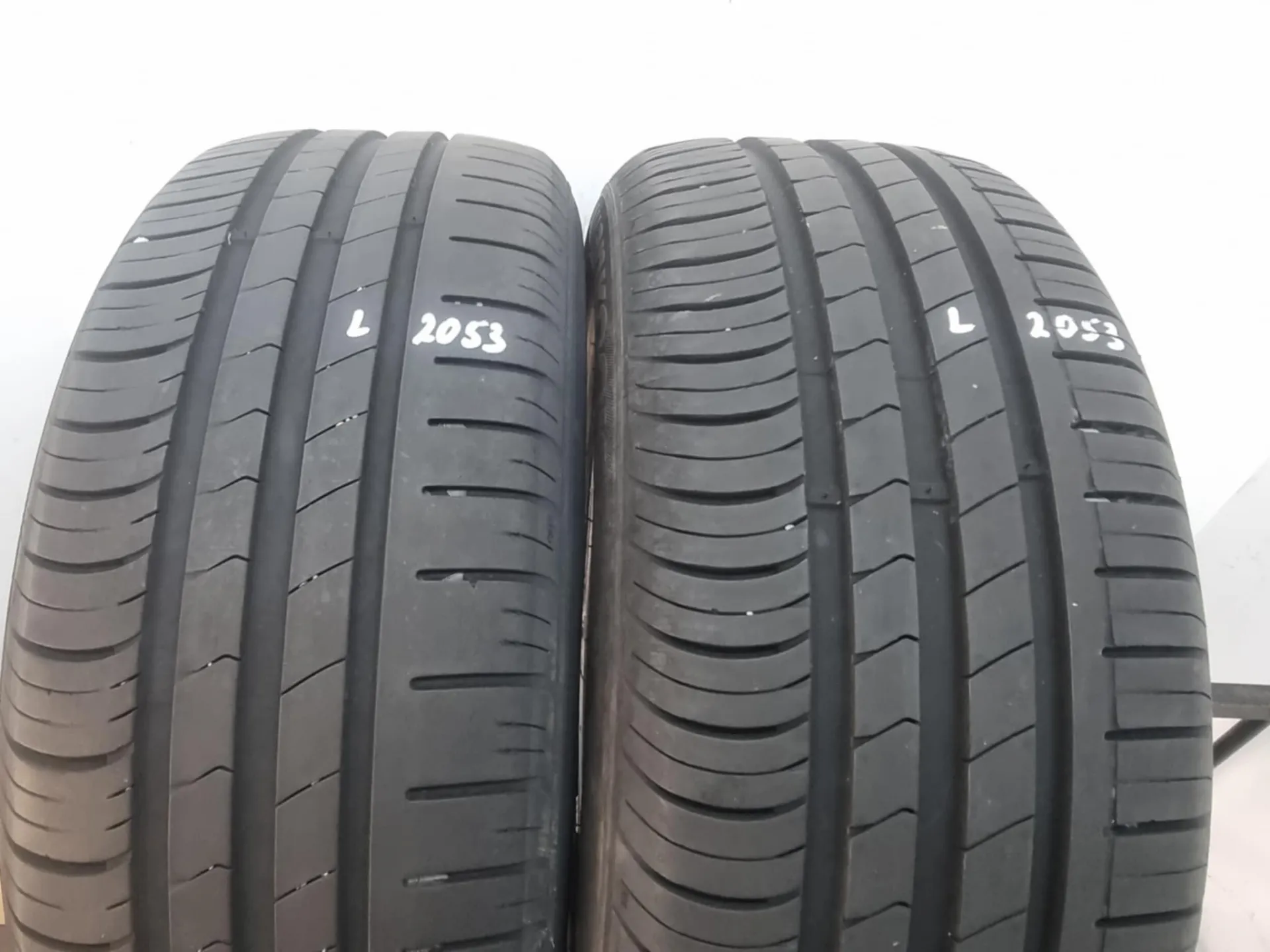 2бр летни гуми 195/55/15 HANKOOK L02053  3