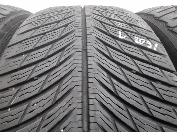 4бр зимни гуми 235/55/17 MICHELIN L02091  1