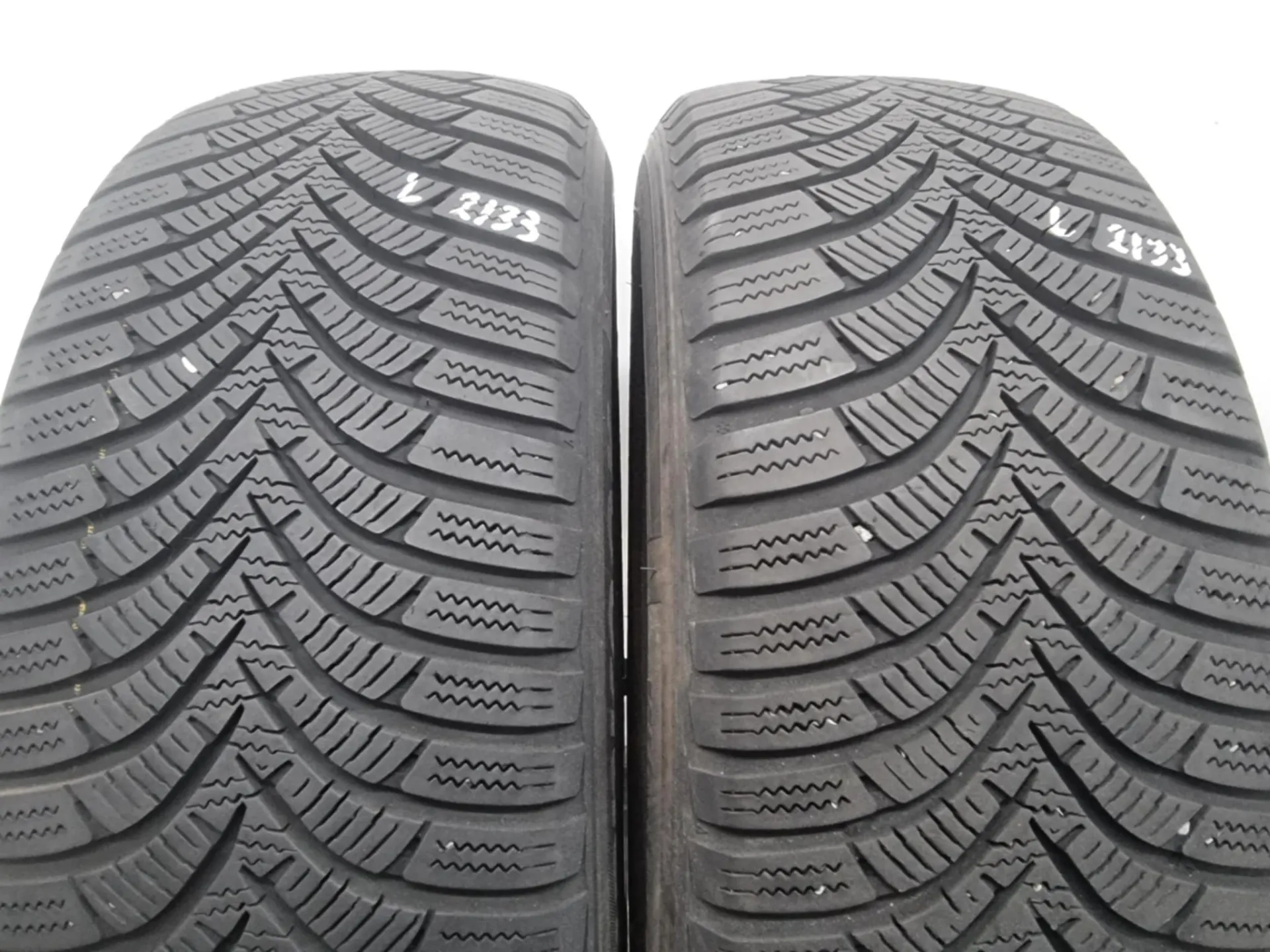 2бр зимни гуми 185/60/14 HANKOOK L02133 3