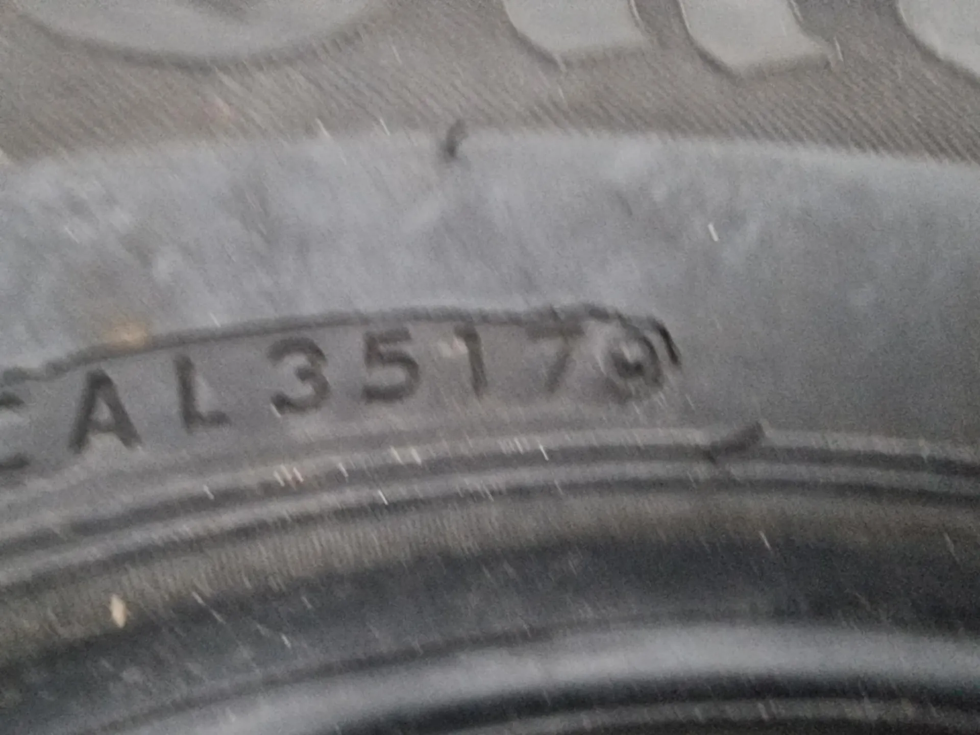 2бр летни гуми 185/70/14 FIRESTONE L02166  4