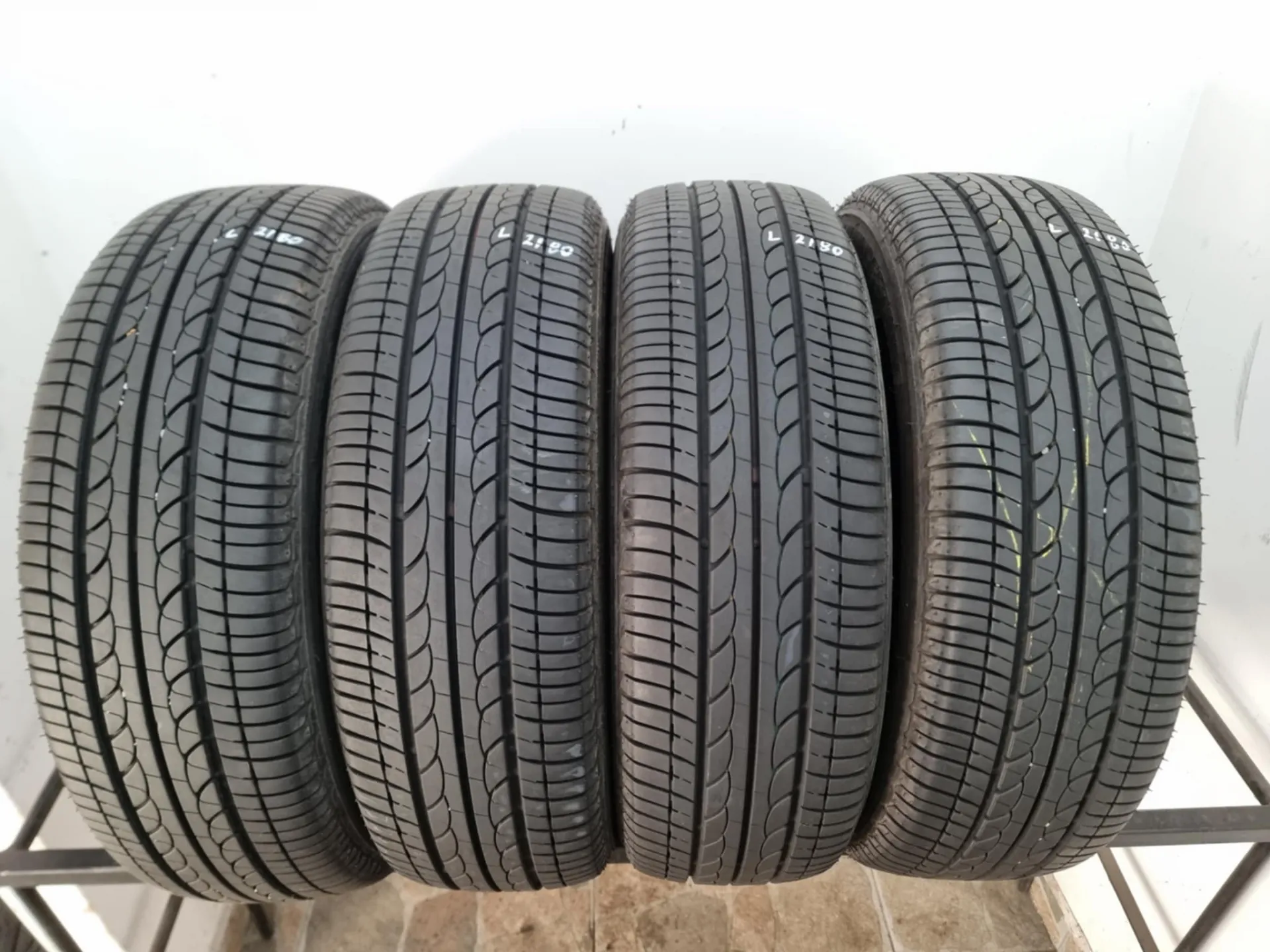 4бр летни гуми 175/65/14 BRIDGESTONE L02180 5