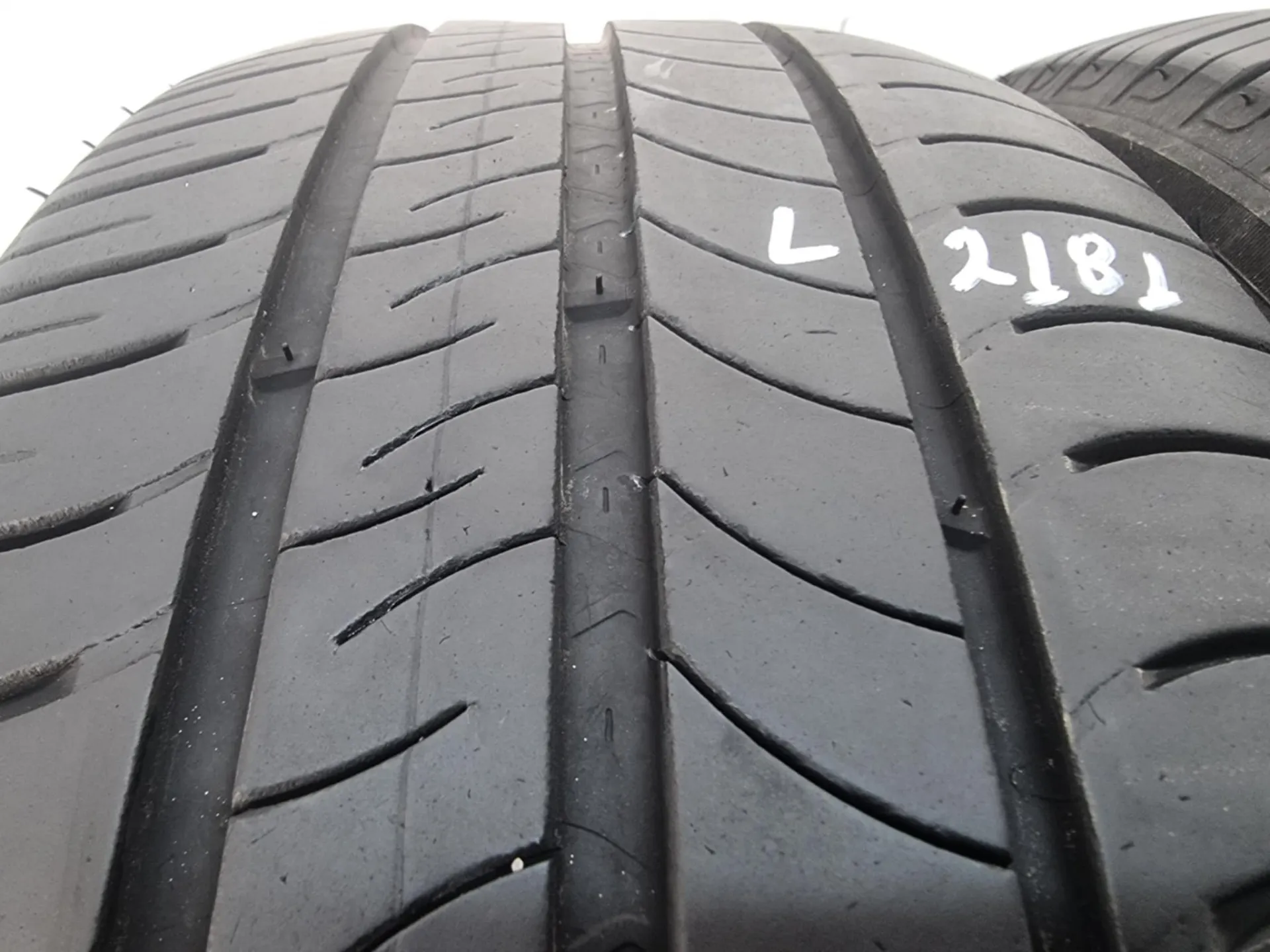 2бр летни гуми 205/55/16 MICHELIN L02181 2