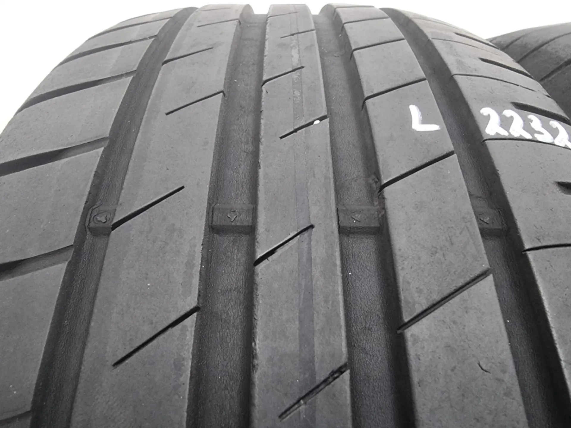 2бр летни гуми 205/55/16 GOODYEAR L02232  1