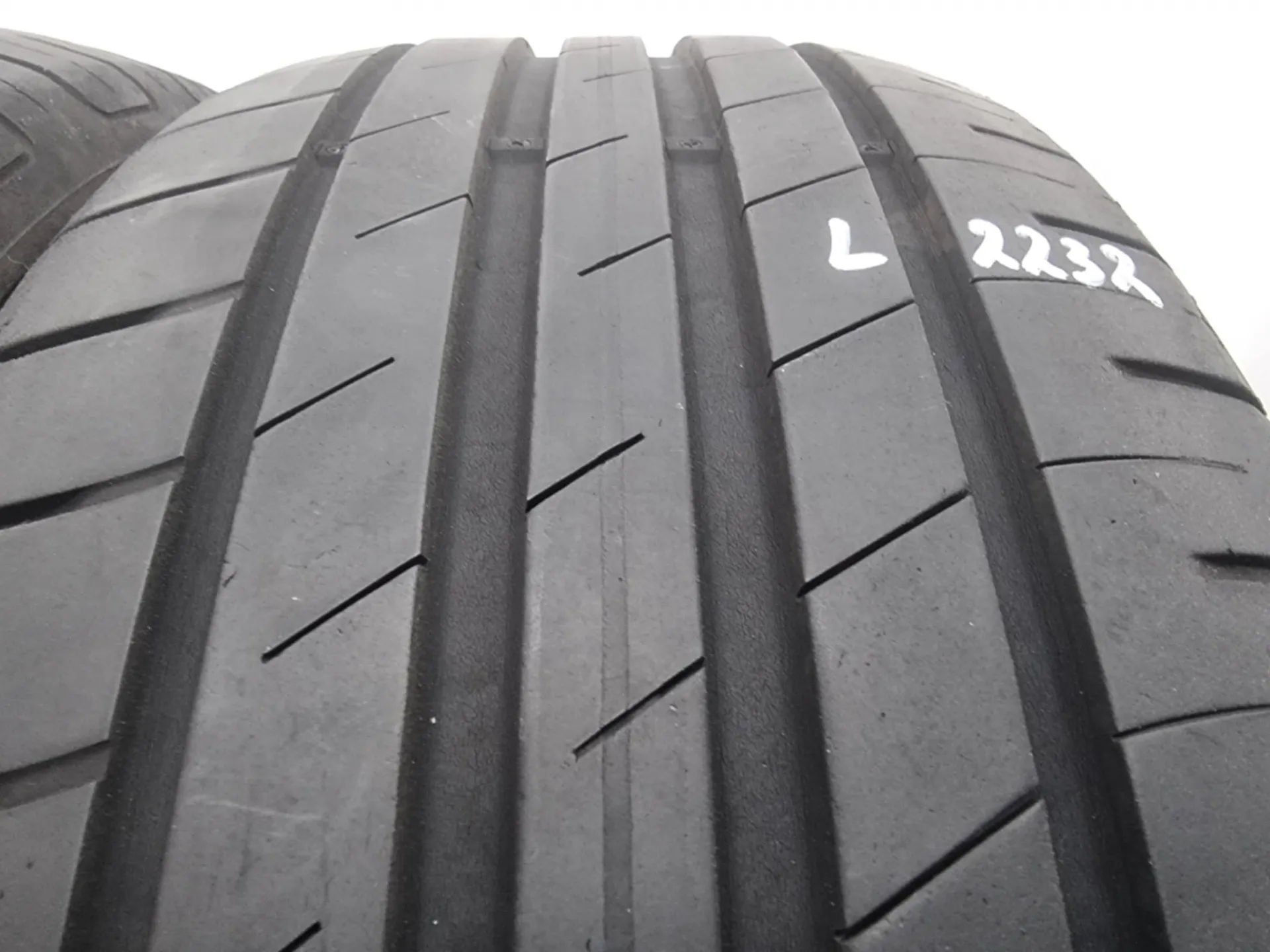 2бр летни гуми 205/55/16 GOODYEAR L02232  2