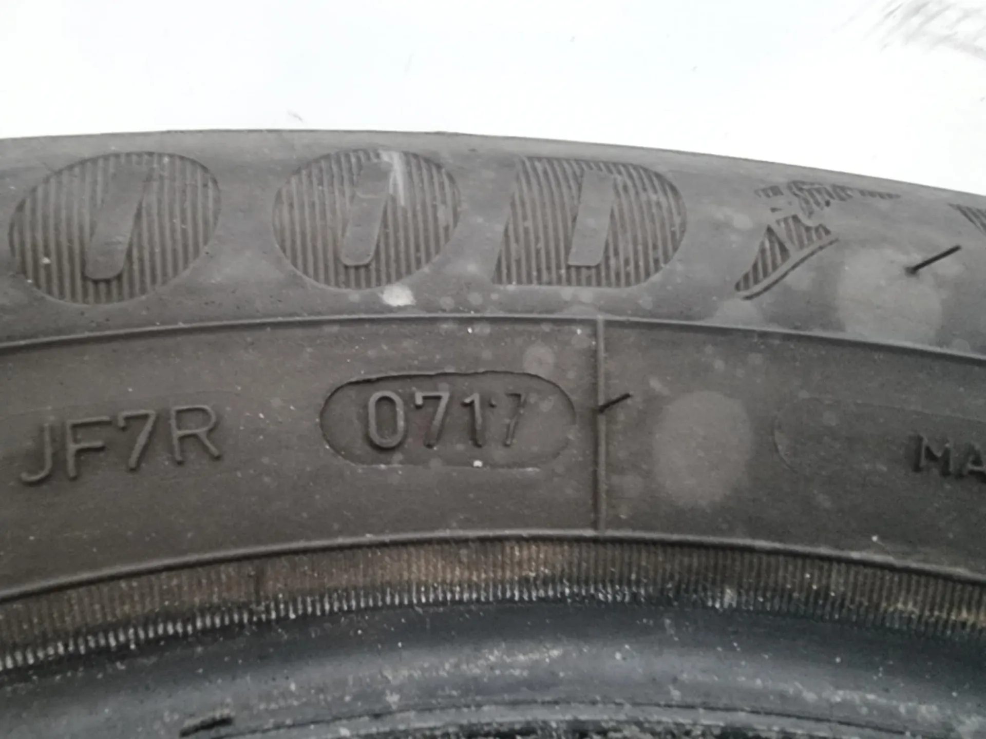 2бр летни гуми 205/55/16 GOODYEAR L02232  5