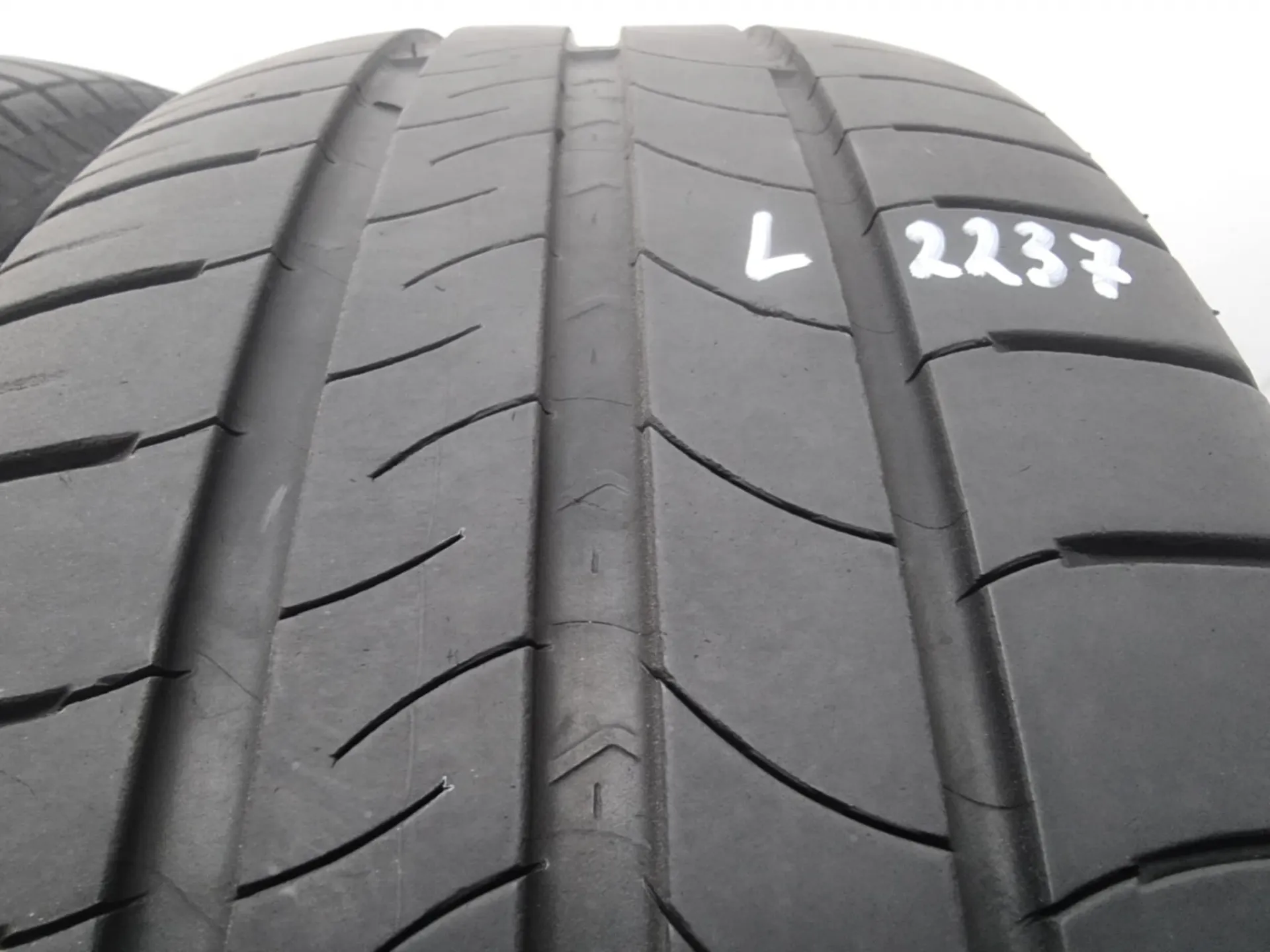 4бр летни гуми 205/55/16 MICHELIN L02237  1