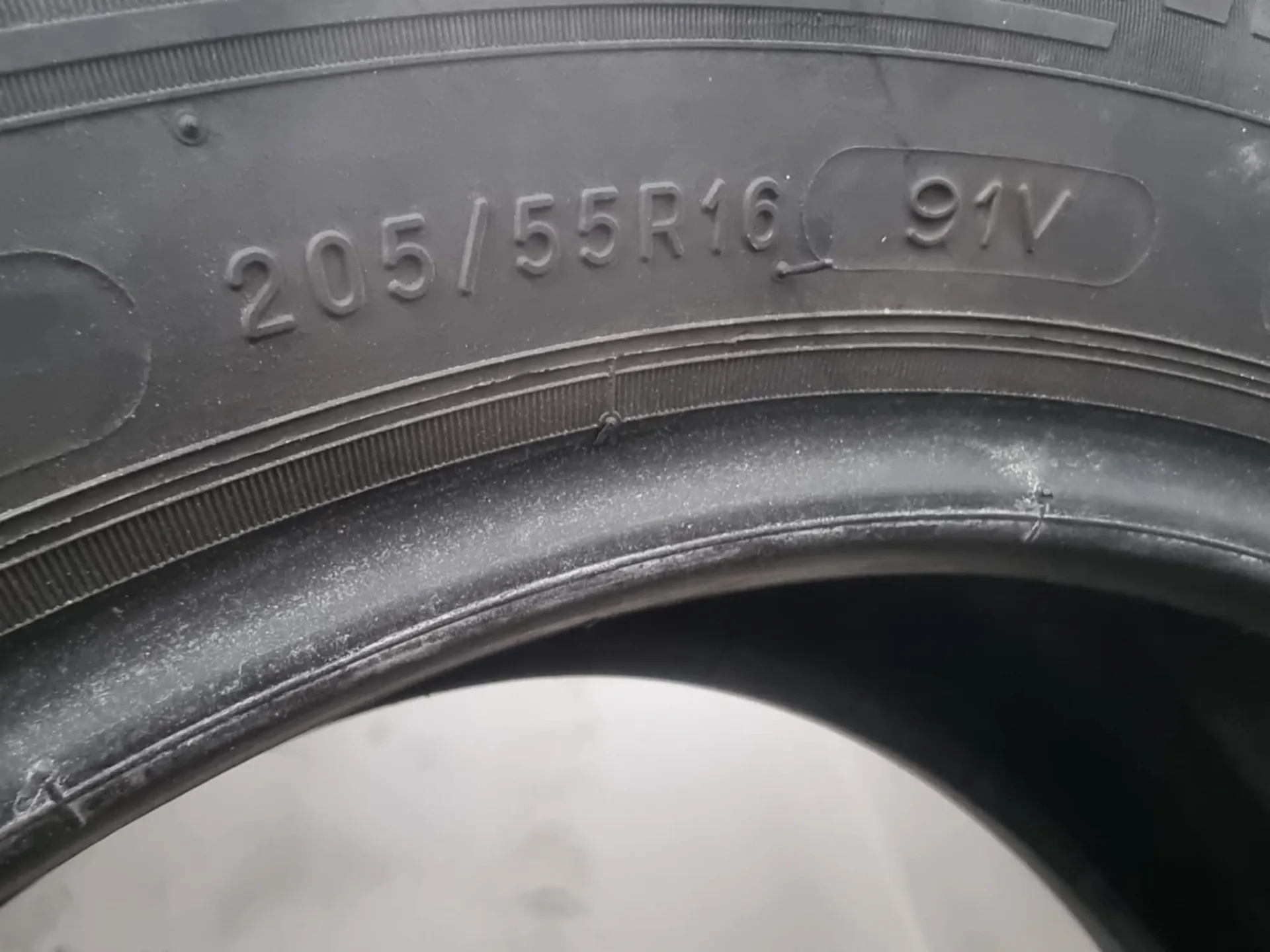 4бр летни гуми 205/55/16 MICHELIN L02237  6