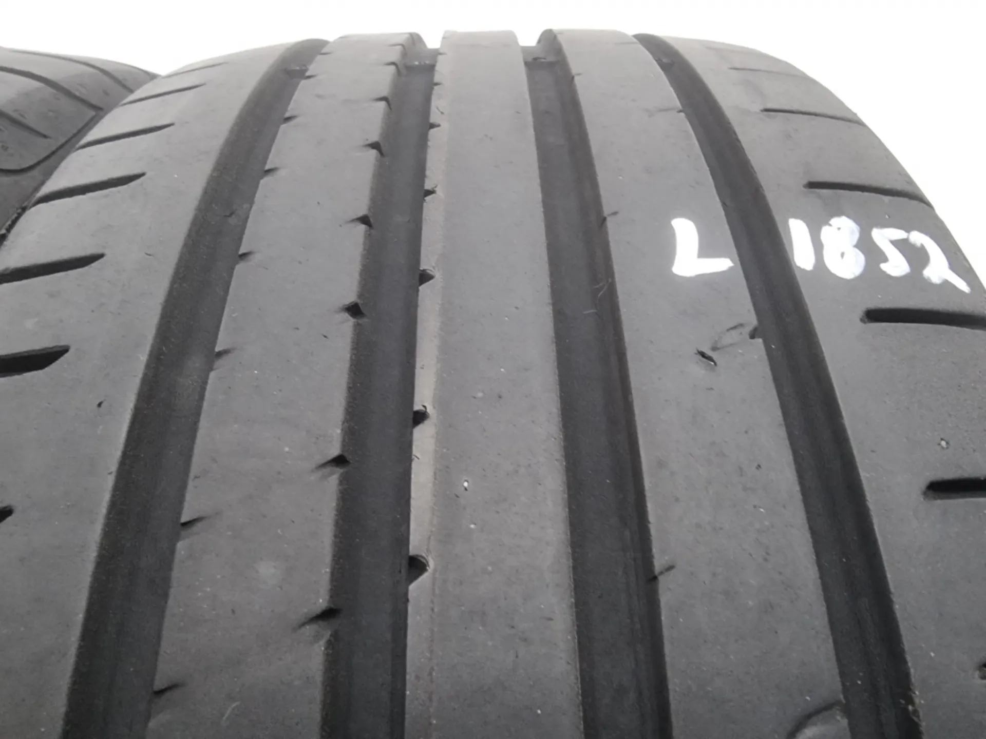 2бр летни гуми 205/45/16 GOODYEAR L02252  2