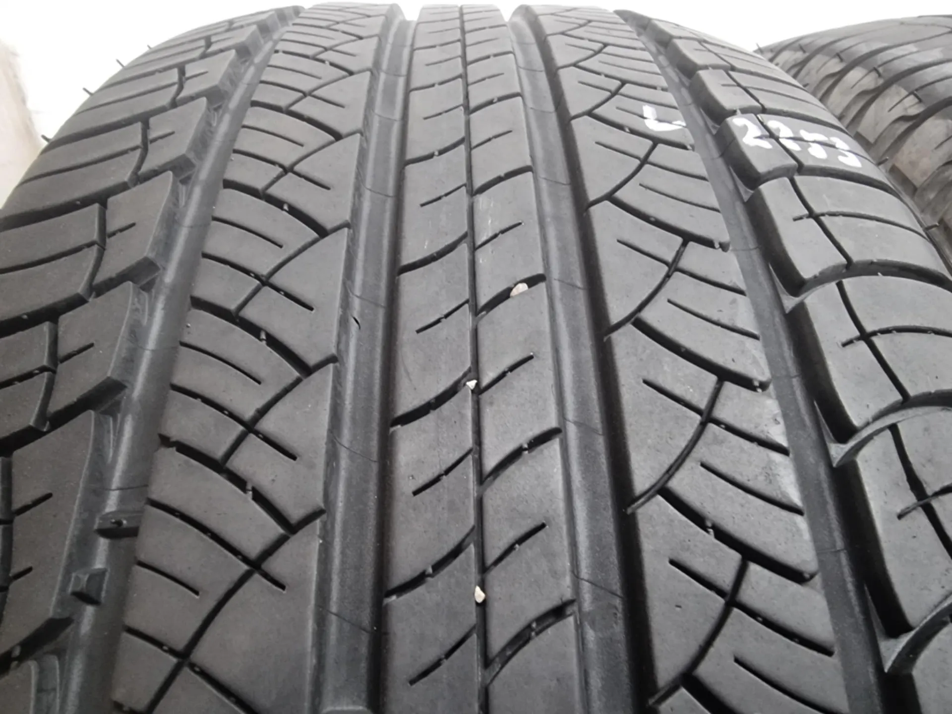 4бр летни гуми 235/55/17 MICHELIN L02253 3