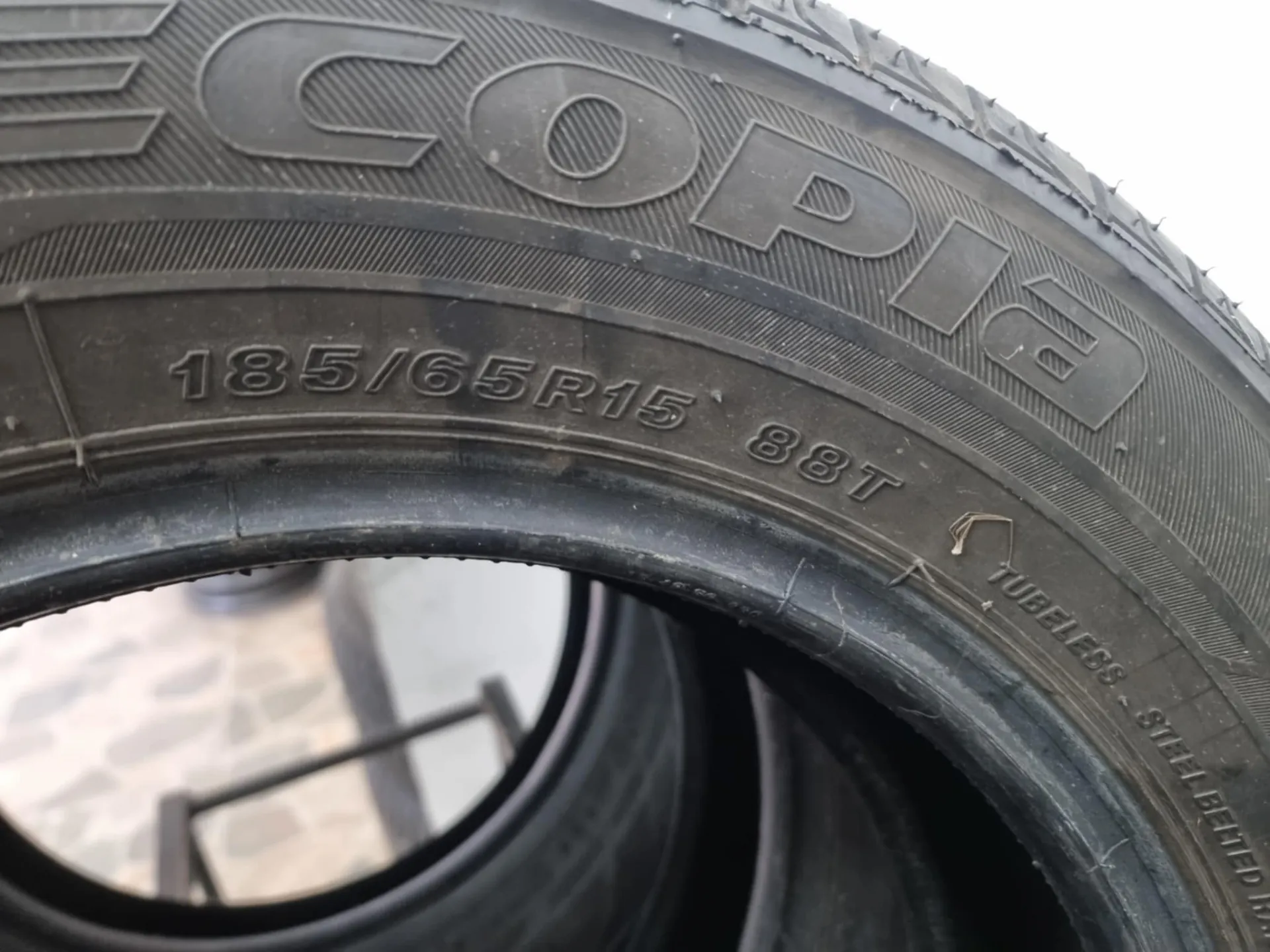 4бр летни гуми 185/65/15 BRIDGESTONE L02259  6