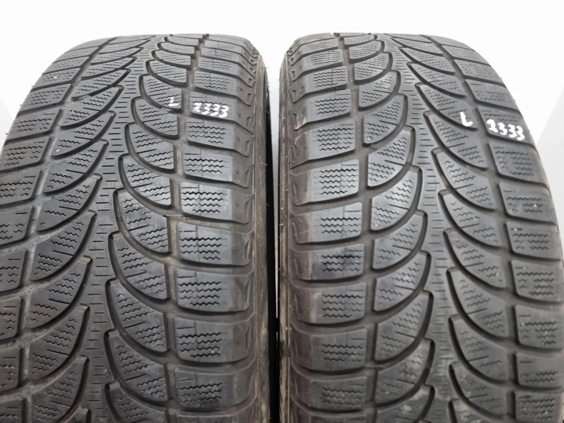 2бр зимни гуми 235/60/18 BRIDGESTONE L02333  3