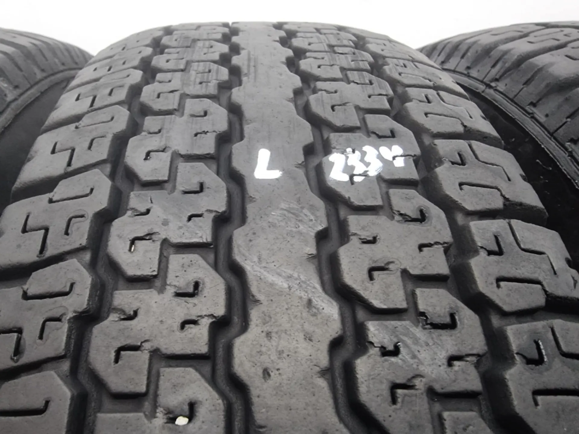 4бр летни гуми за бус 205/80/16C BRIDGESTONE L02334  2