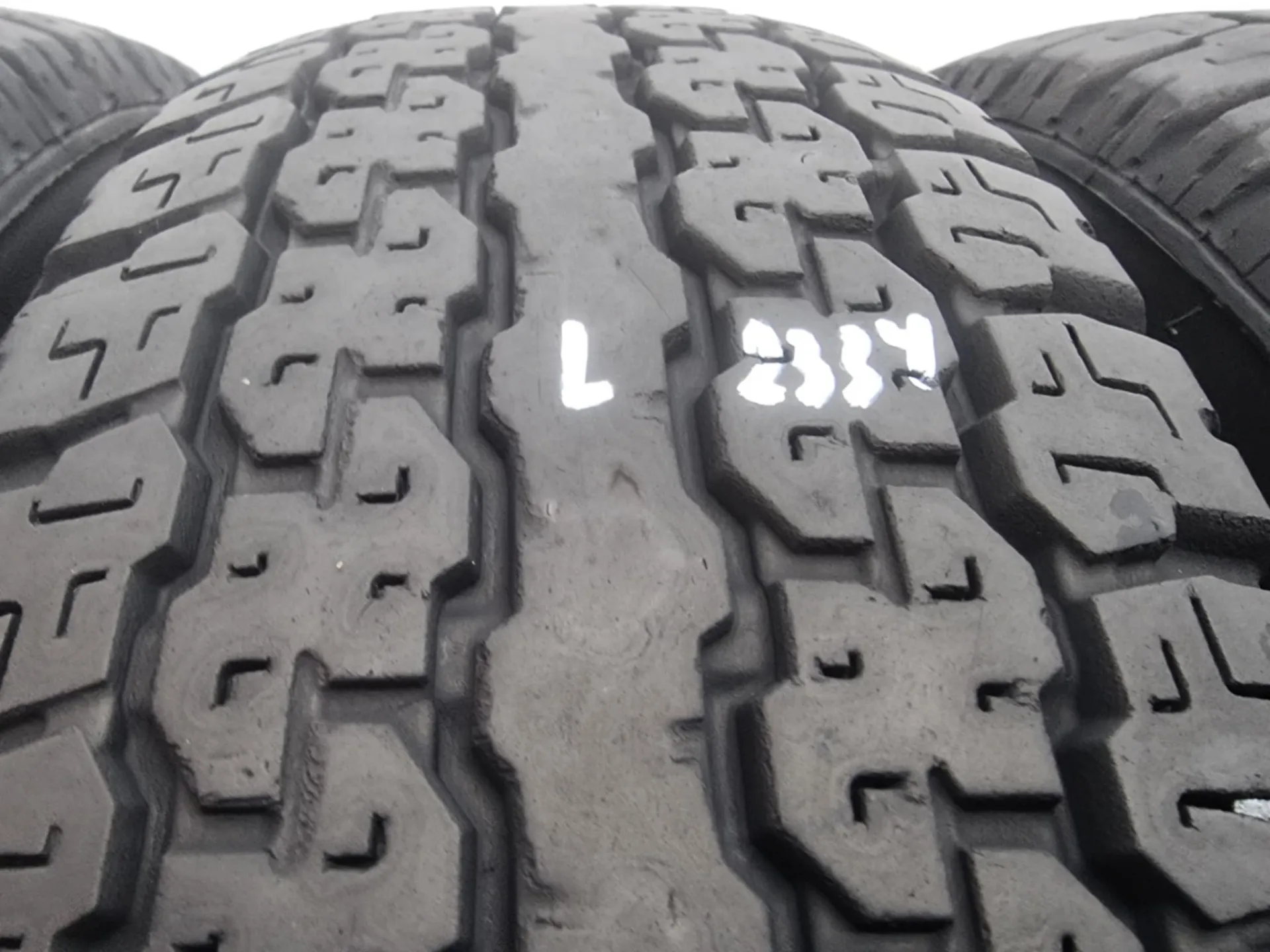 4бр летни гуми за бус 205/80/16C BRIDGESTONE L02334  3