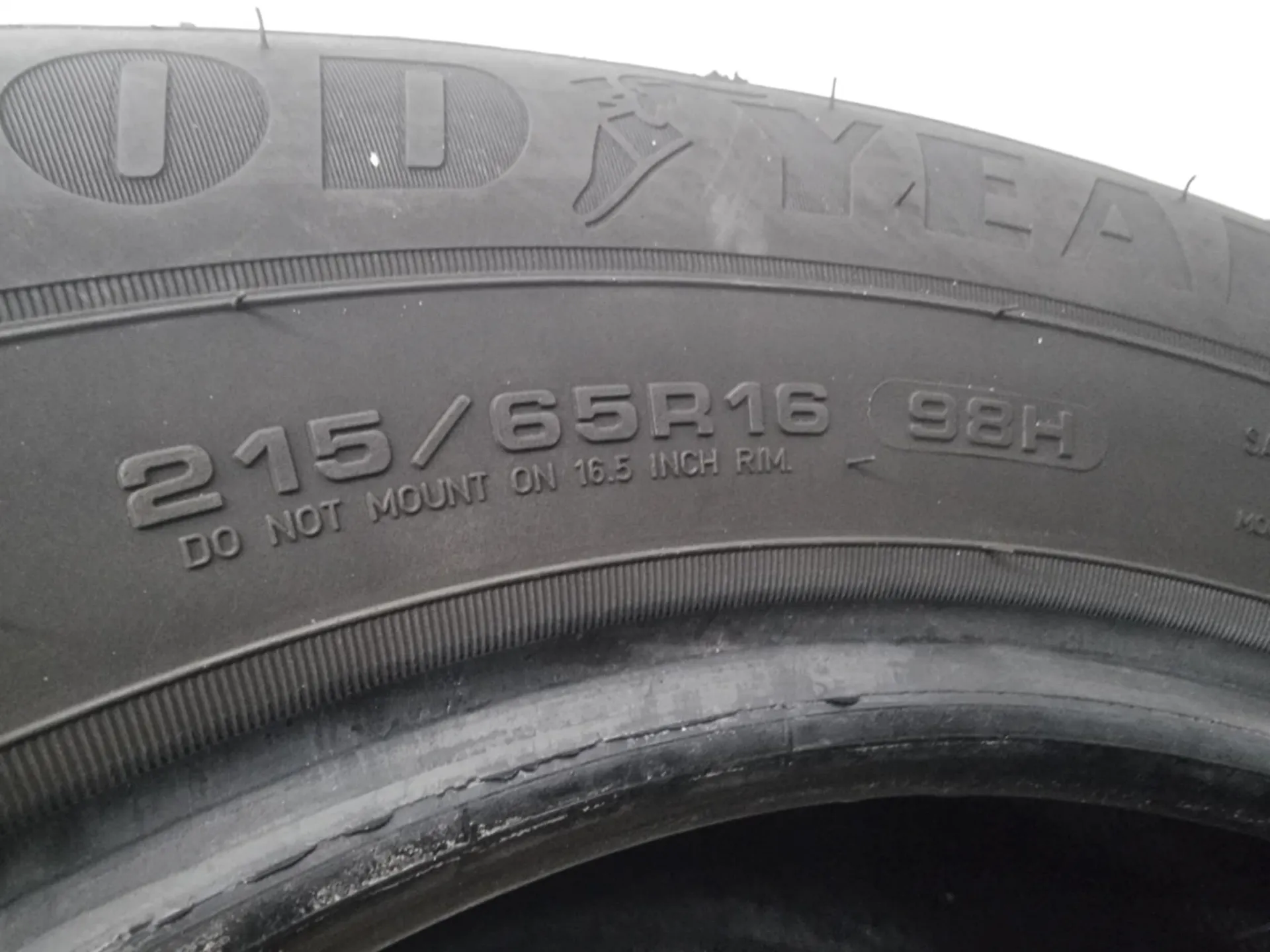 2бр зимни гуми 215/65/16 GOODYEAR L02336 4