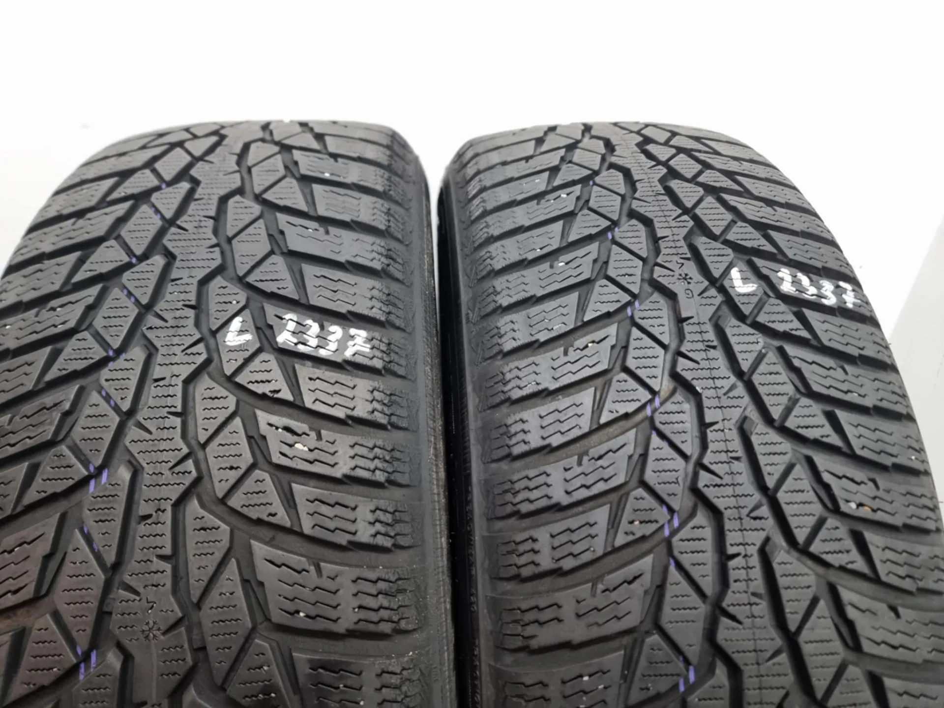 2бр зимни гуми 215/65/16 NOKIAN L02337 3